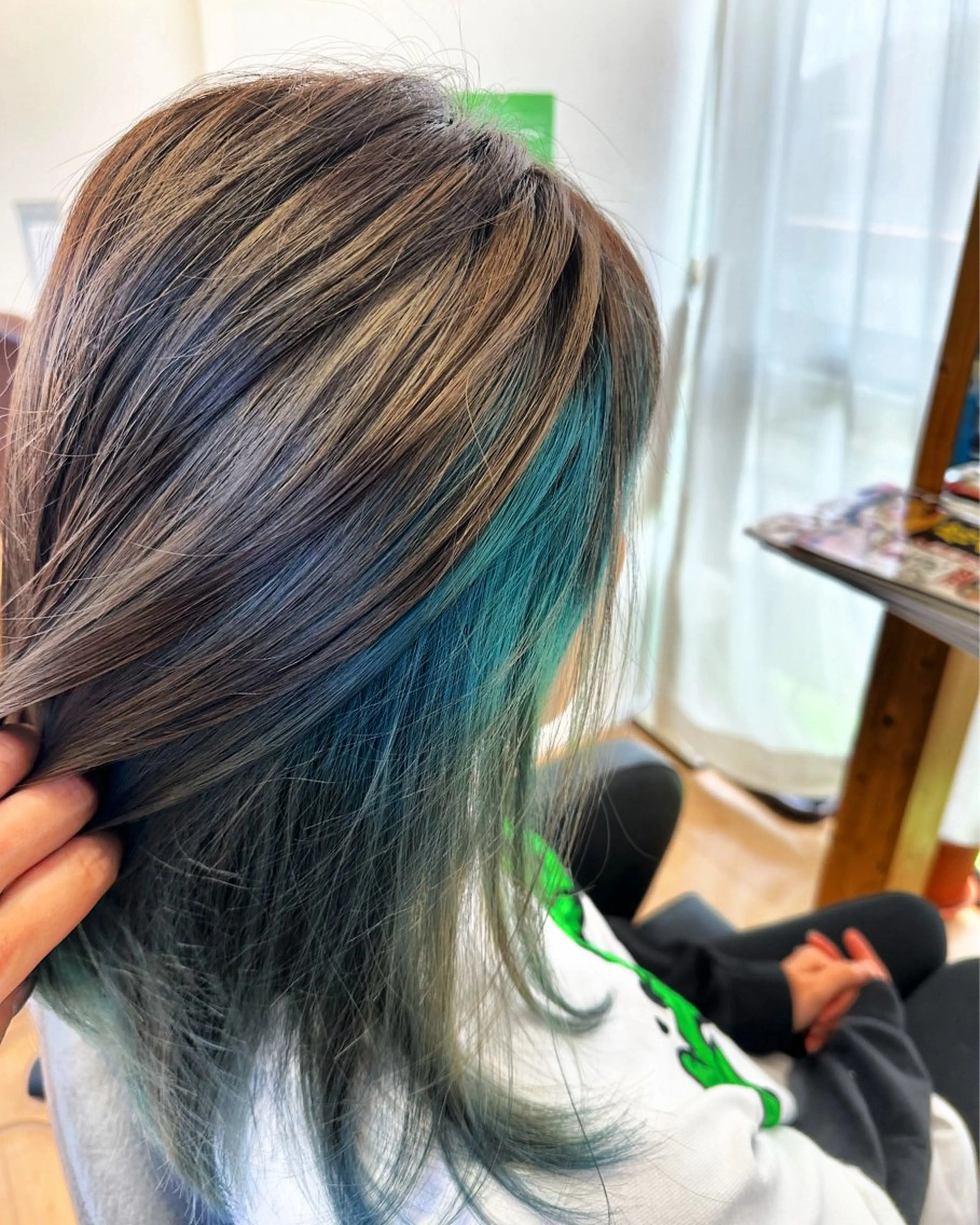 ミディアム カラー エメラルドグリーン インナーカラー 水戸/似合わせカット /Rukaのヘアスタイル