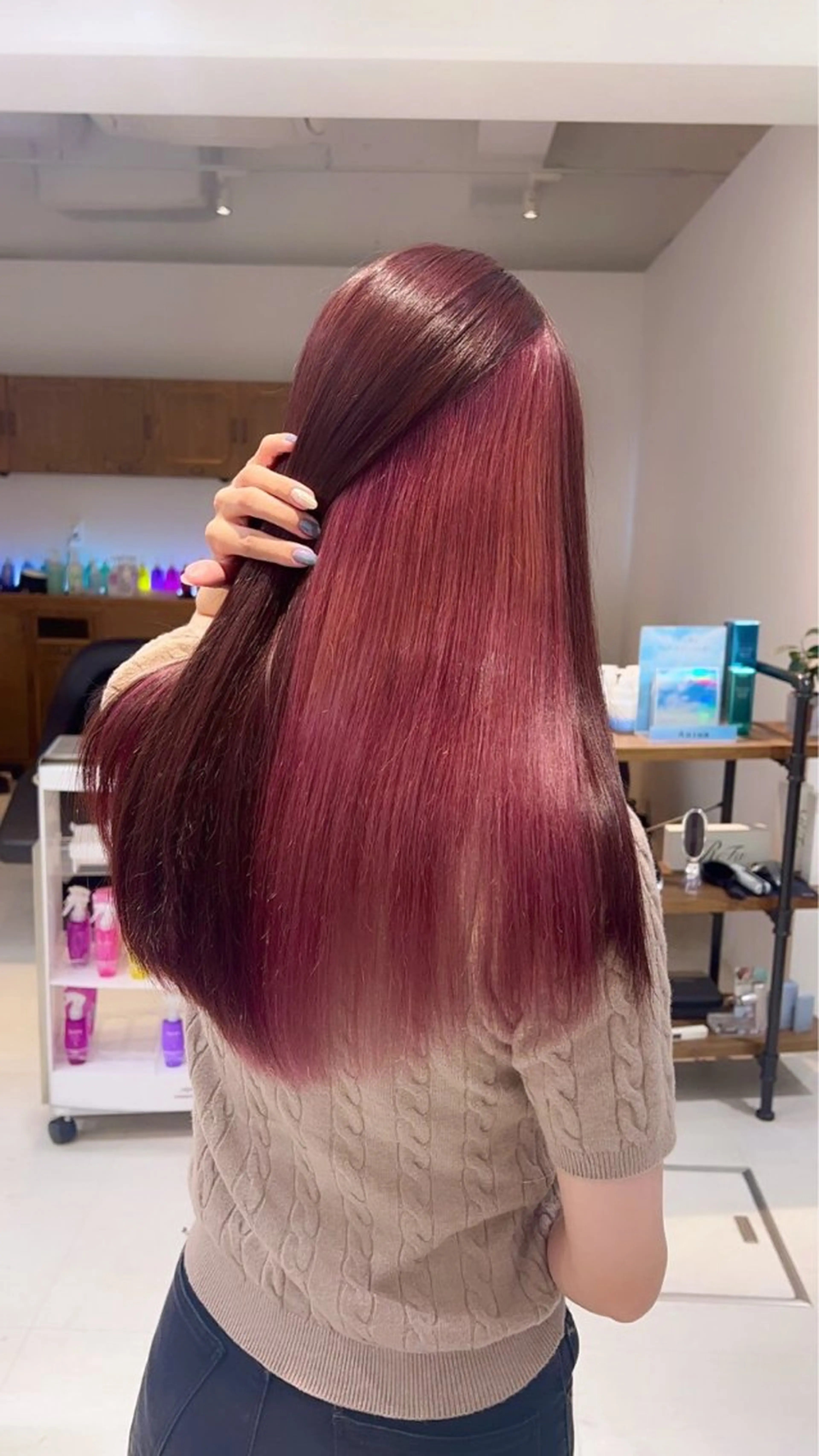 カラー ブリーチ ピンクカラー 青木 海斗のヘアスタイル