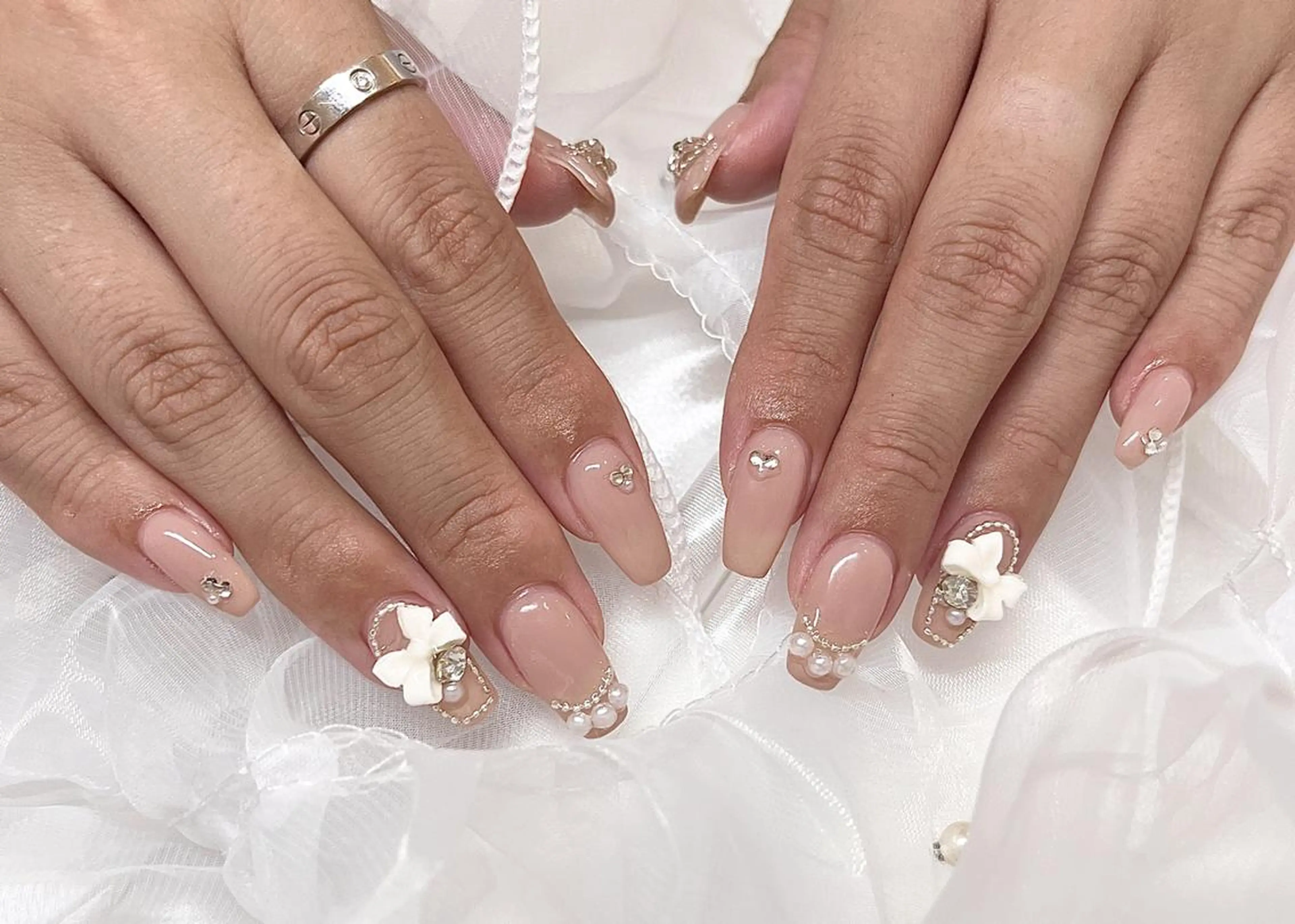 ネイル ハンドネイル lovit ラビットのネイルデザイン