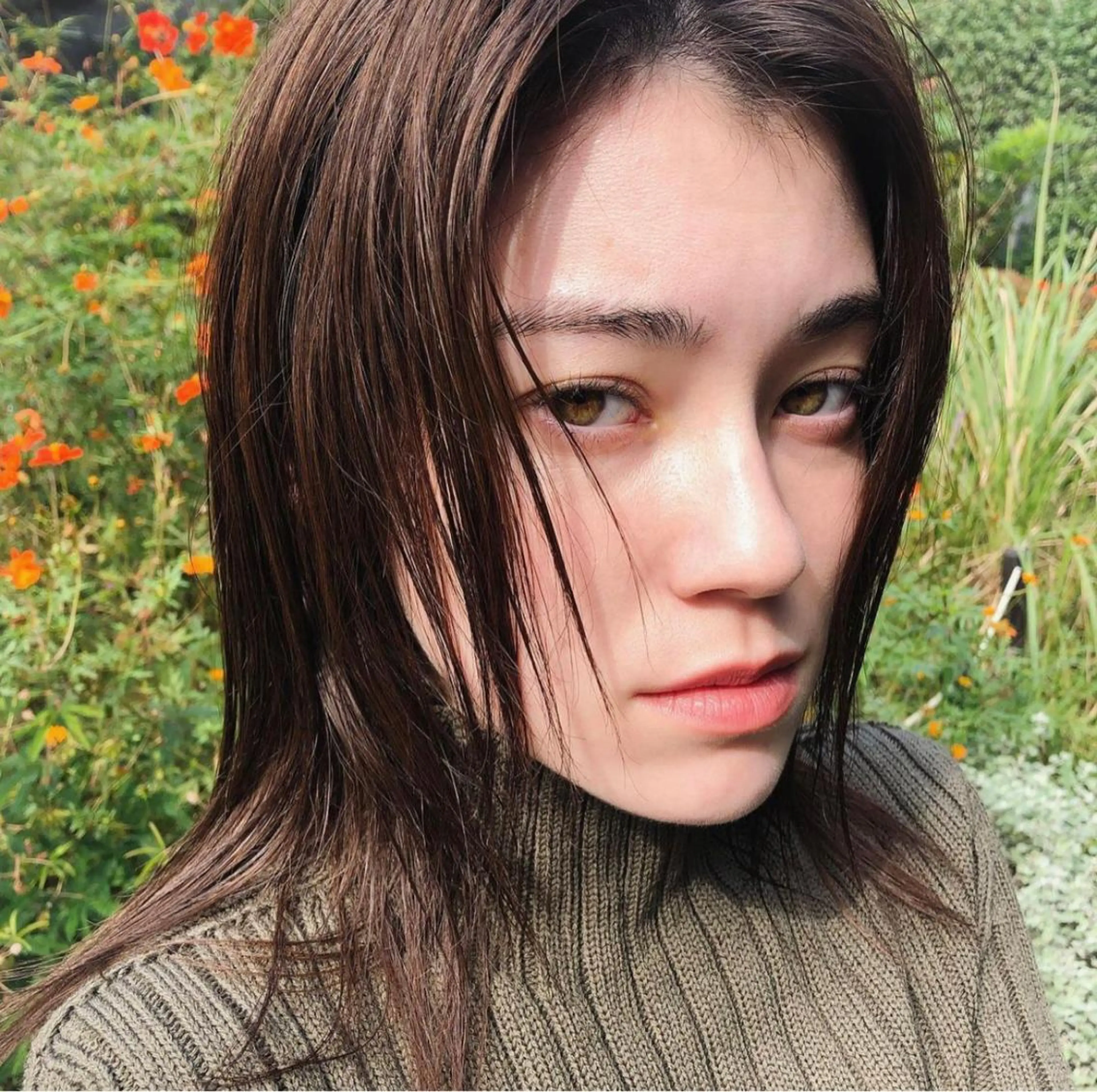 セミロング 高橋 愛美のヘアスタイル