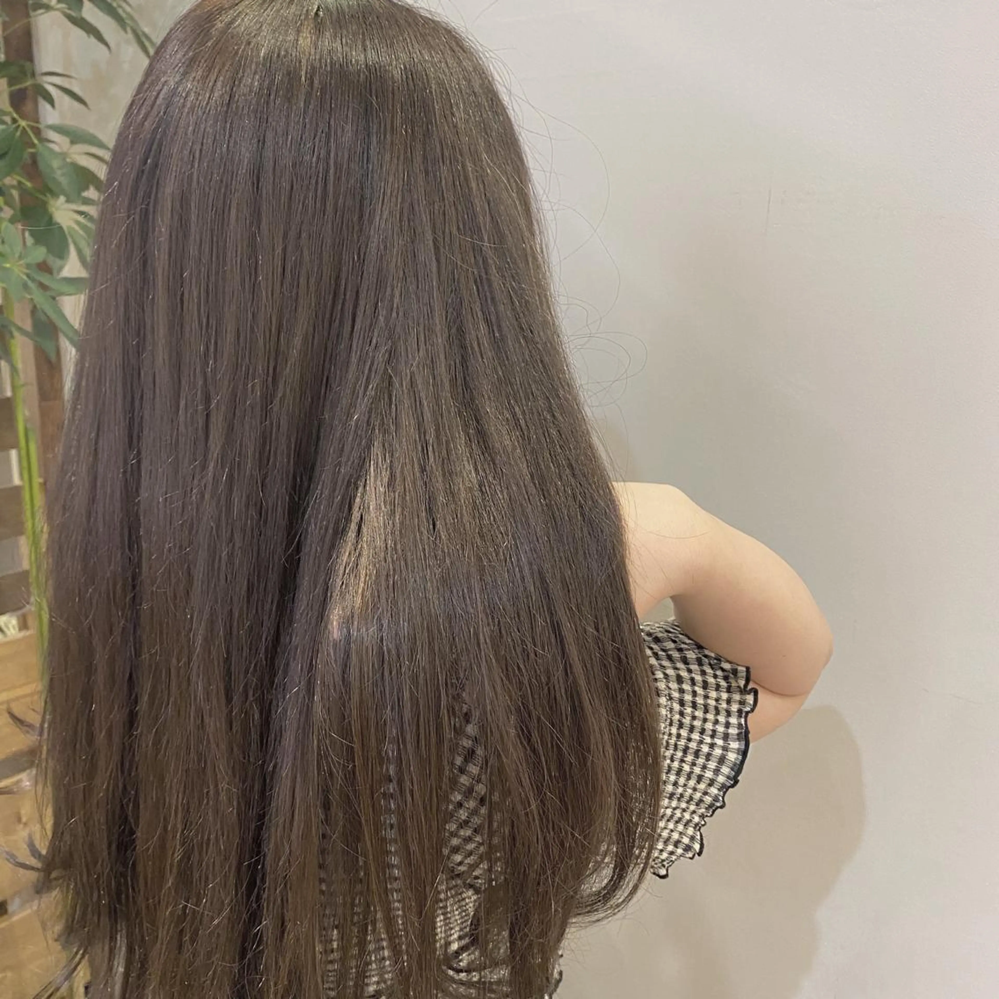 【ミニモ限定🎀】カット+カラー+高級人毛100%シールエクステ60本+プラチナTR+RefaファインバブルVEENAの写真