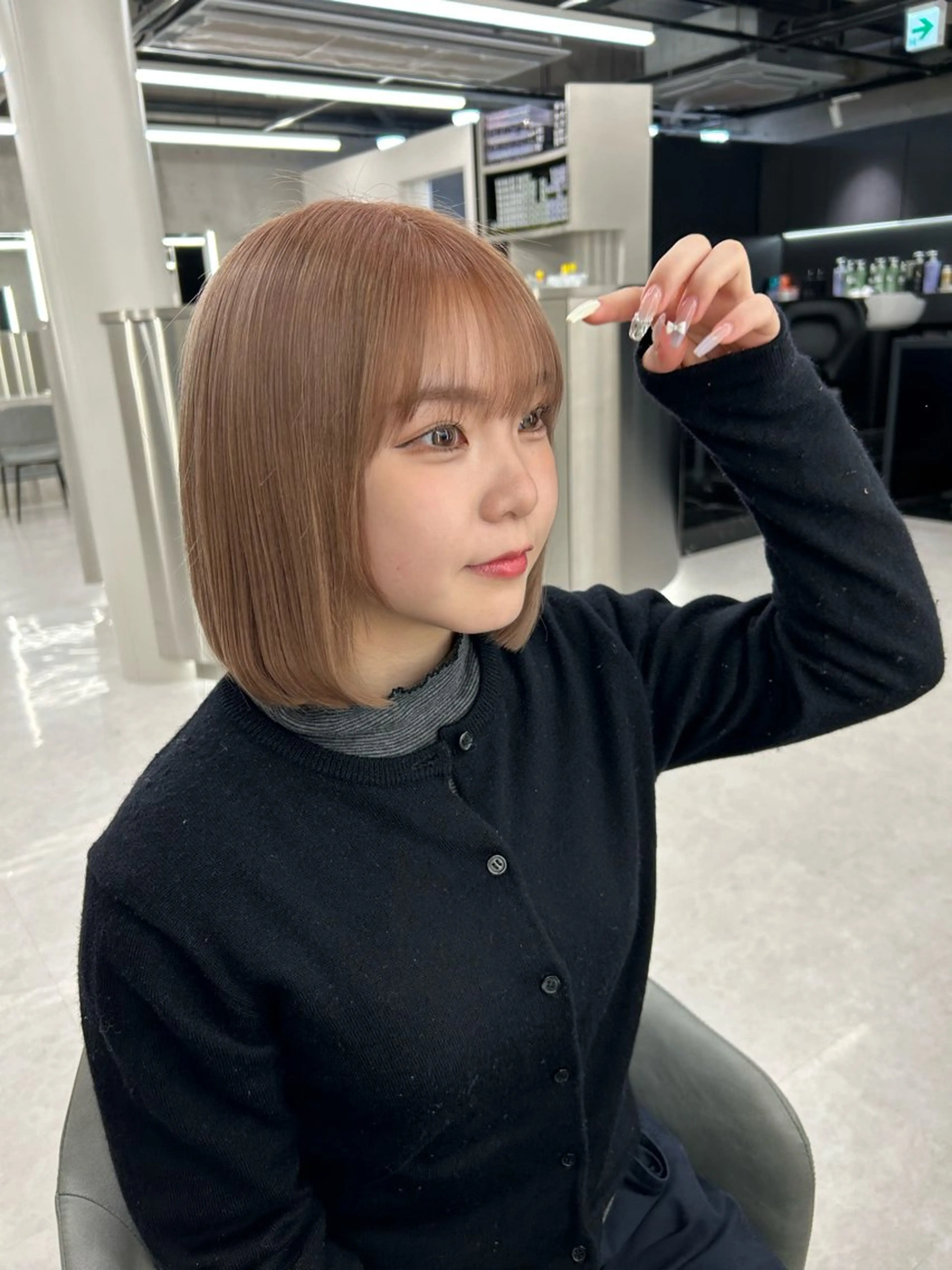 ミディアム カラー ヘアカラー カラー/エクステ 🤍ルナのヘアスタイル