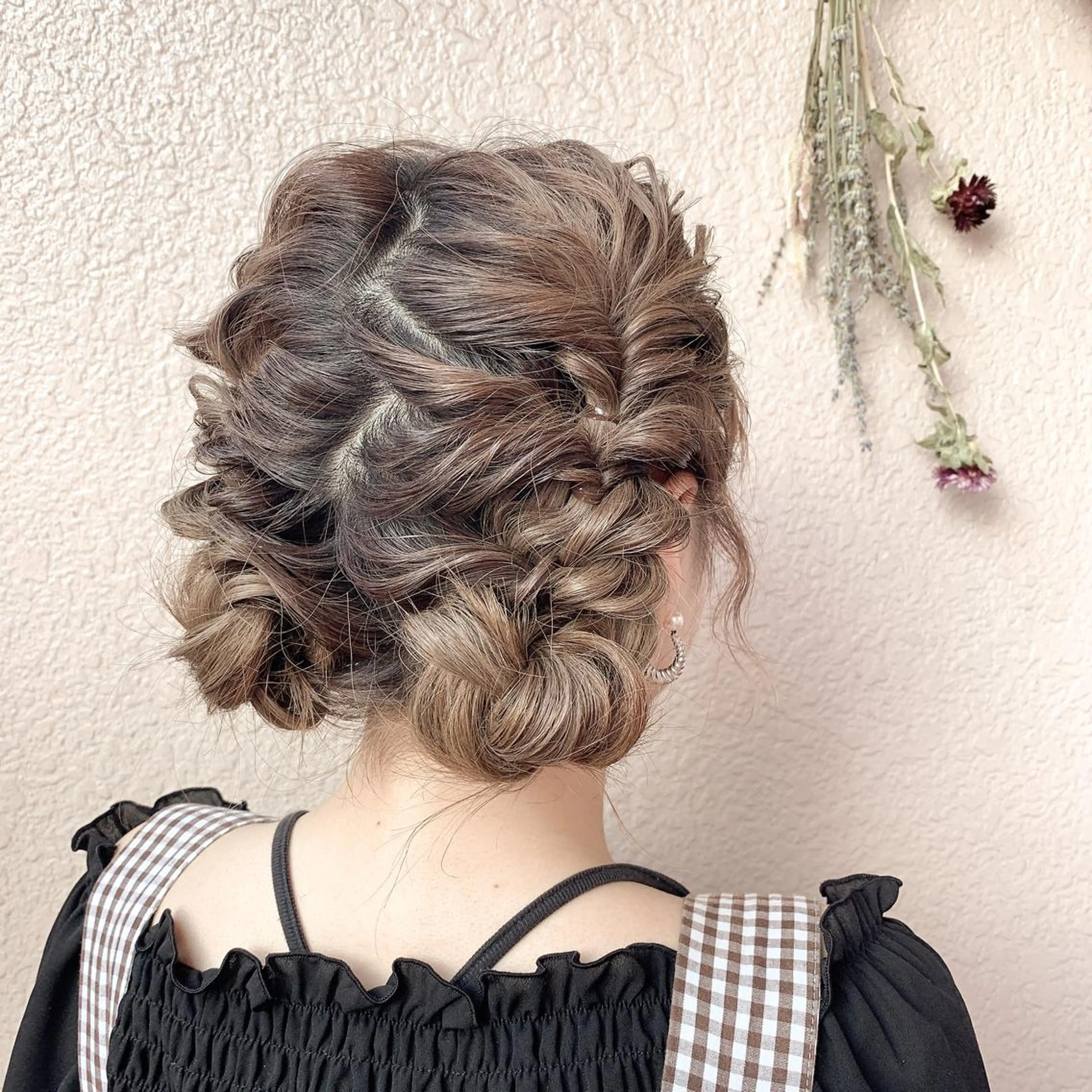 ミディアム ヘアアレンジ ヘアセット KAJI MANAMIのヘアスタイル