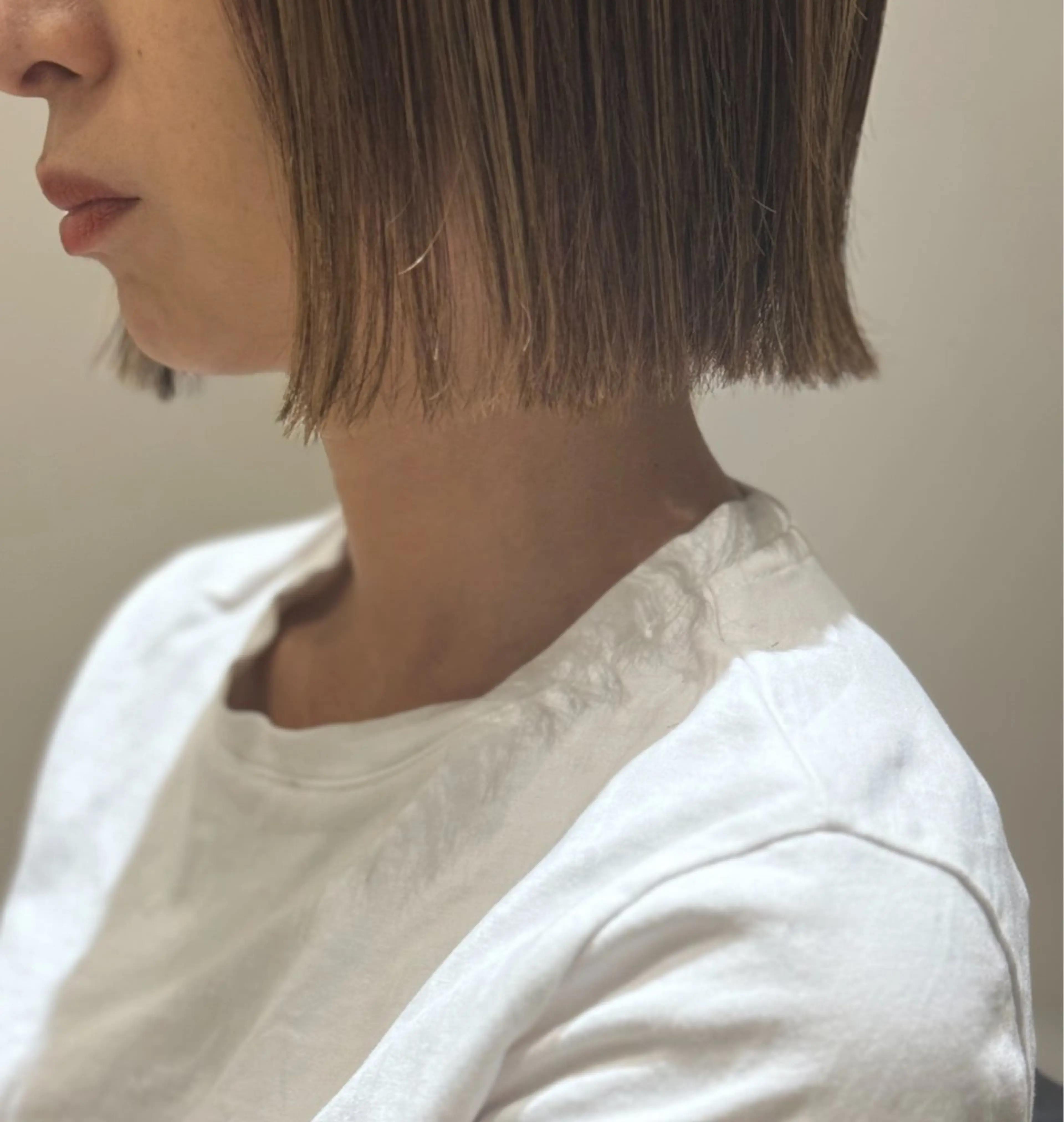 ショート 切りっぱなしボブ ボブ カット 黒島優香🦋 /縮毛矯正/髪質改善のヘアスタイル