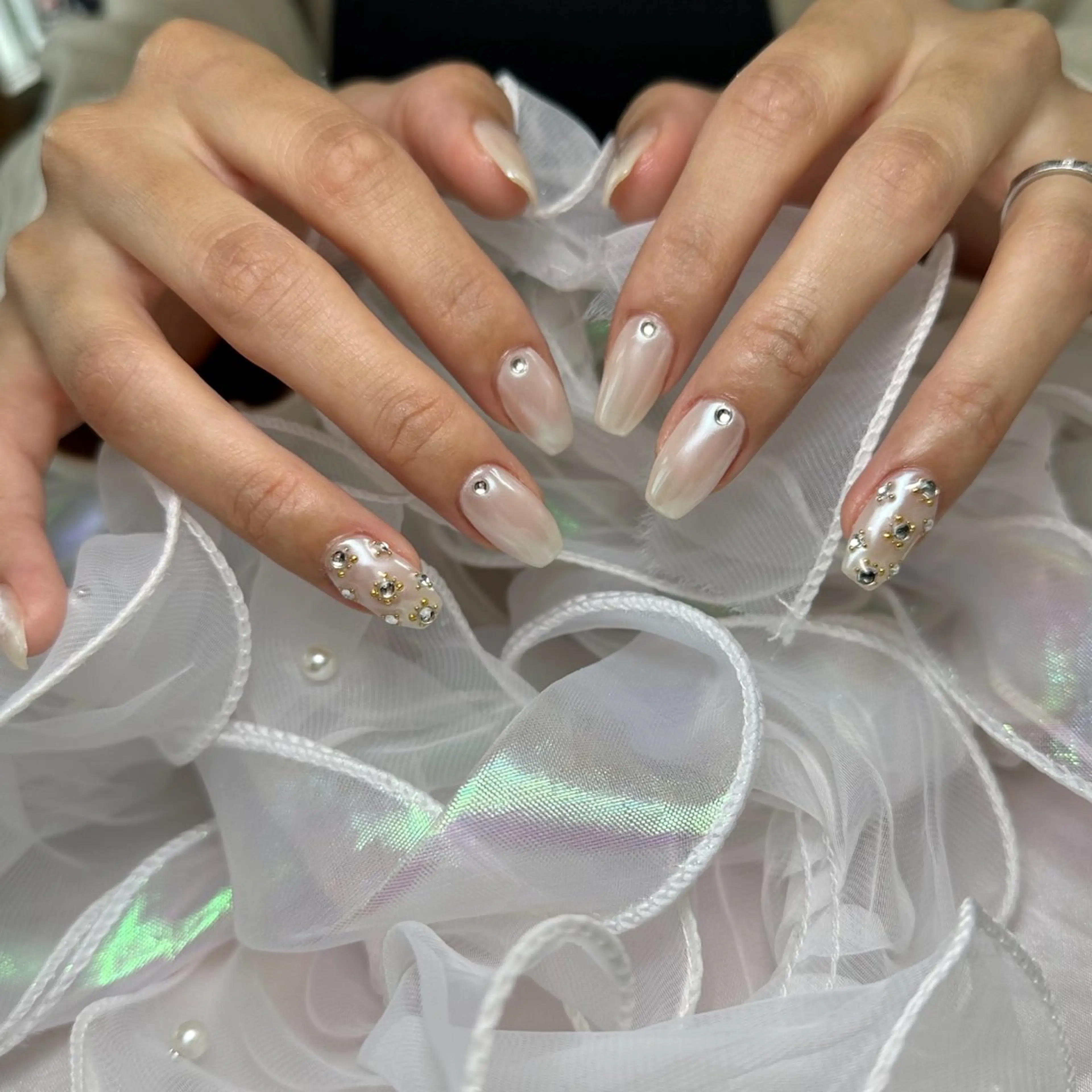 ネイル ミラーネイル ハンドネイル Largo ラルゴのネイルデザイン