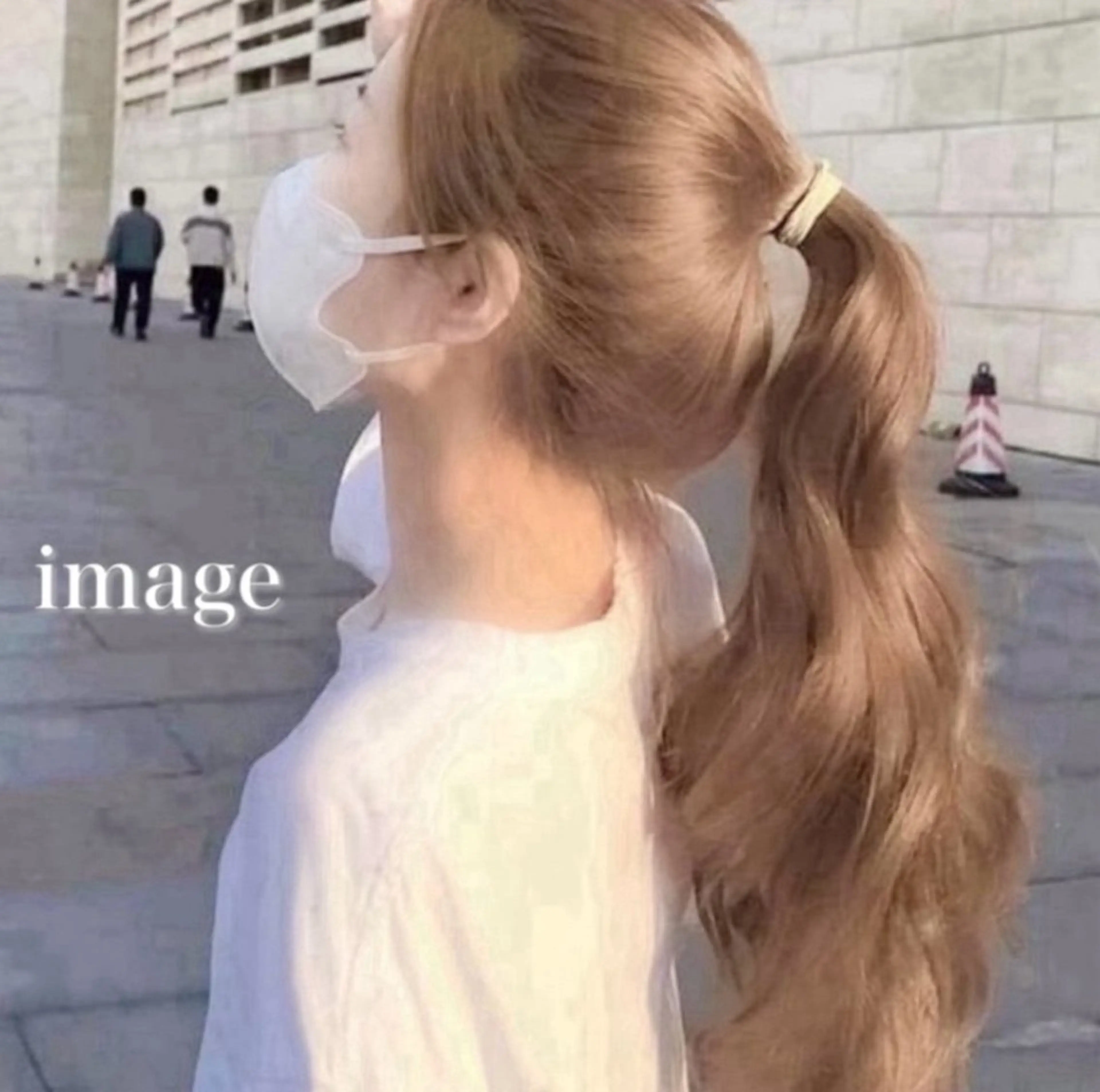 ロング カラー 🫧うる艶トレンド 🫧透明感カラーのヘアスタイル