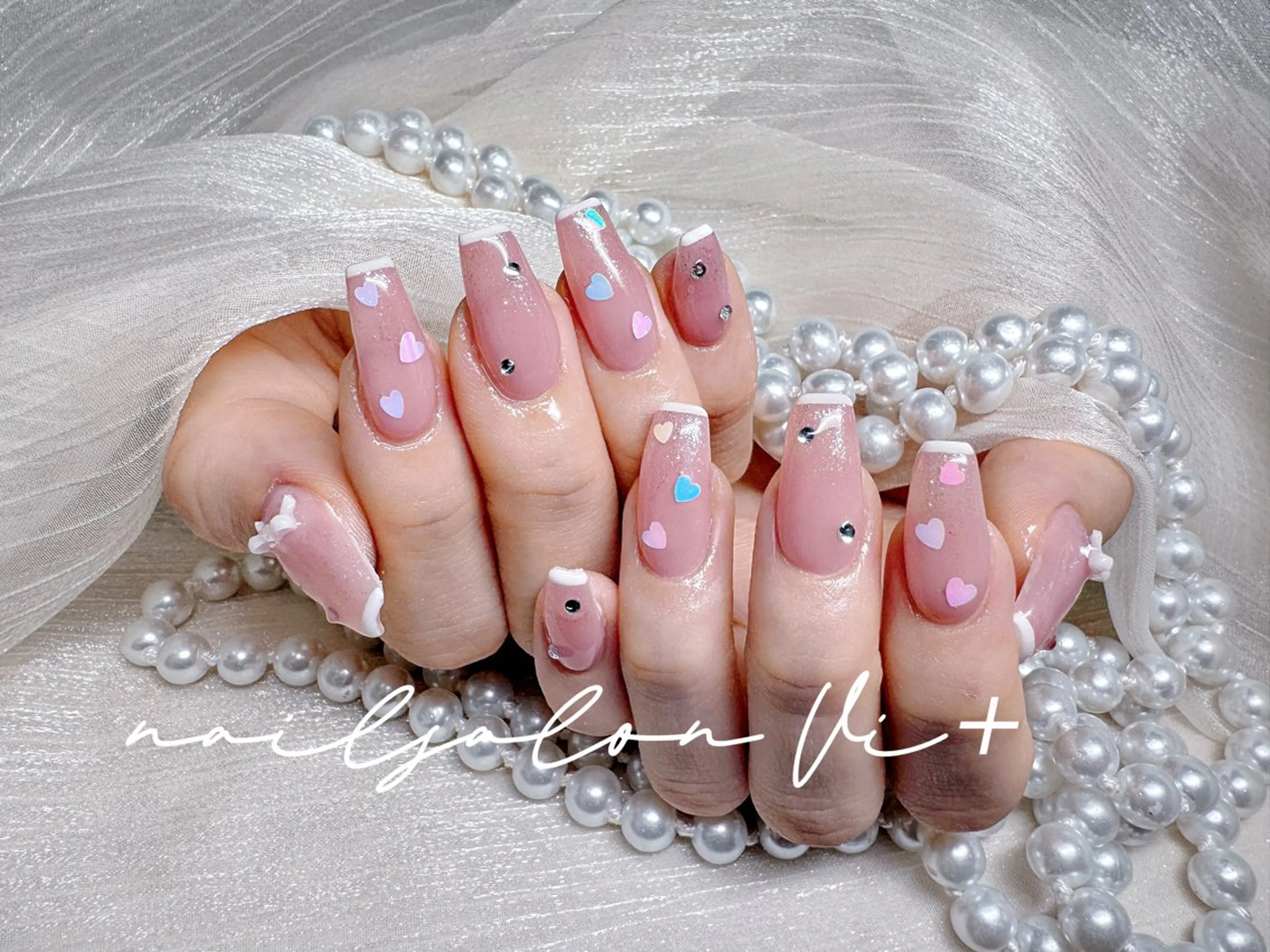 ネイル ハンドネイル ✨Nailsalon Vi+✨のネイルデザイン