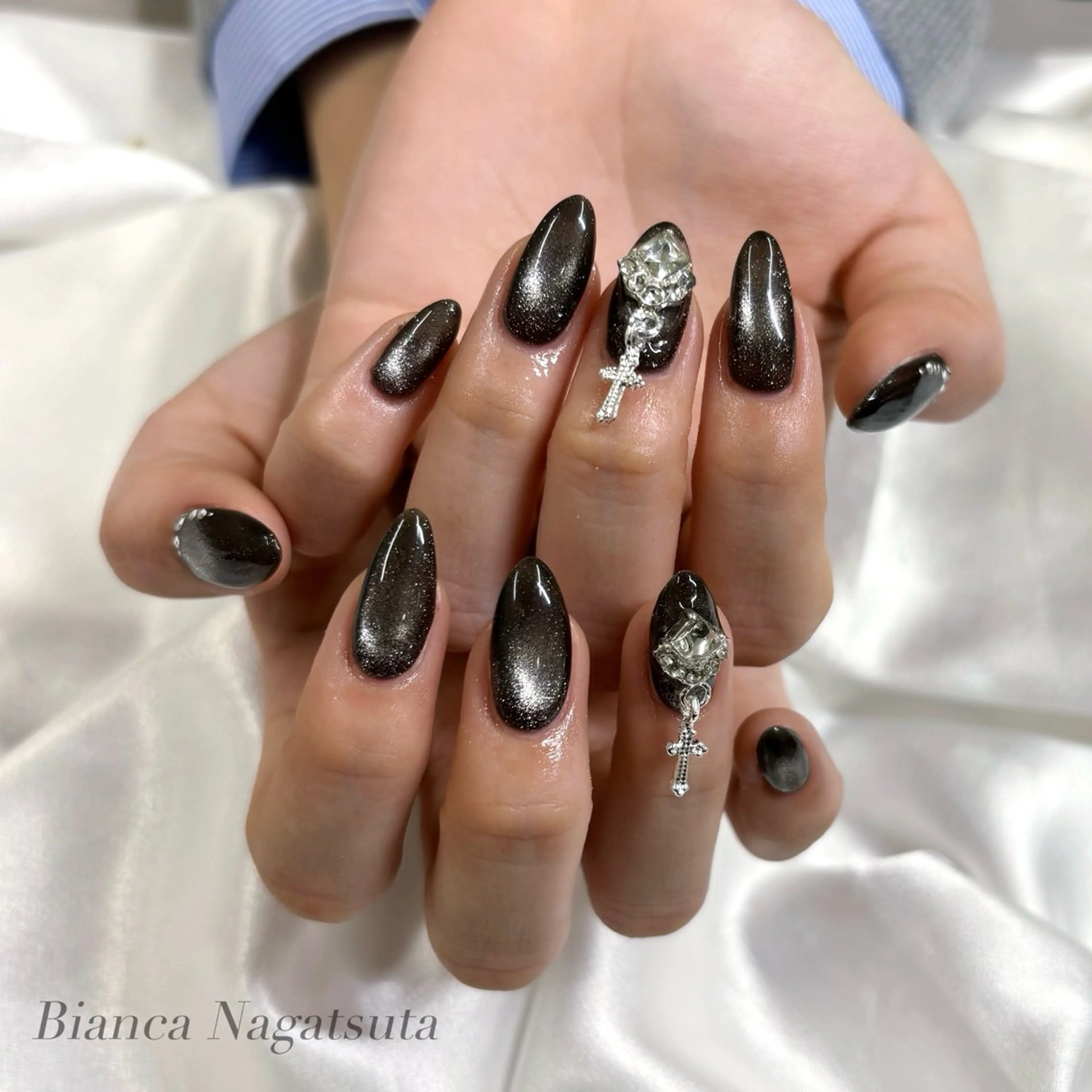 ネイル ハンドネイル Bianca長津田 Mukae⋆.✶🖤のネイルデザイン