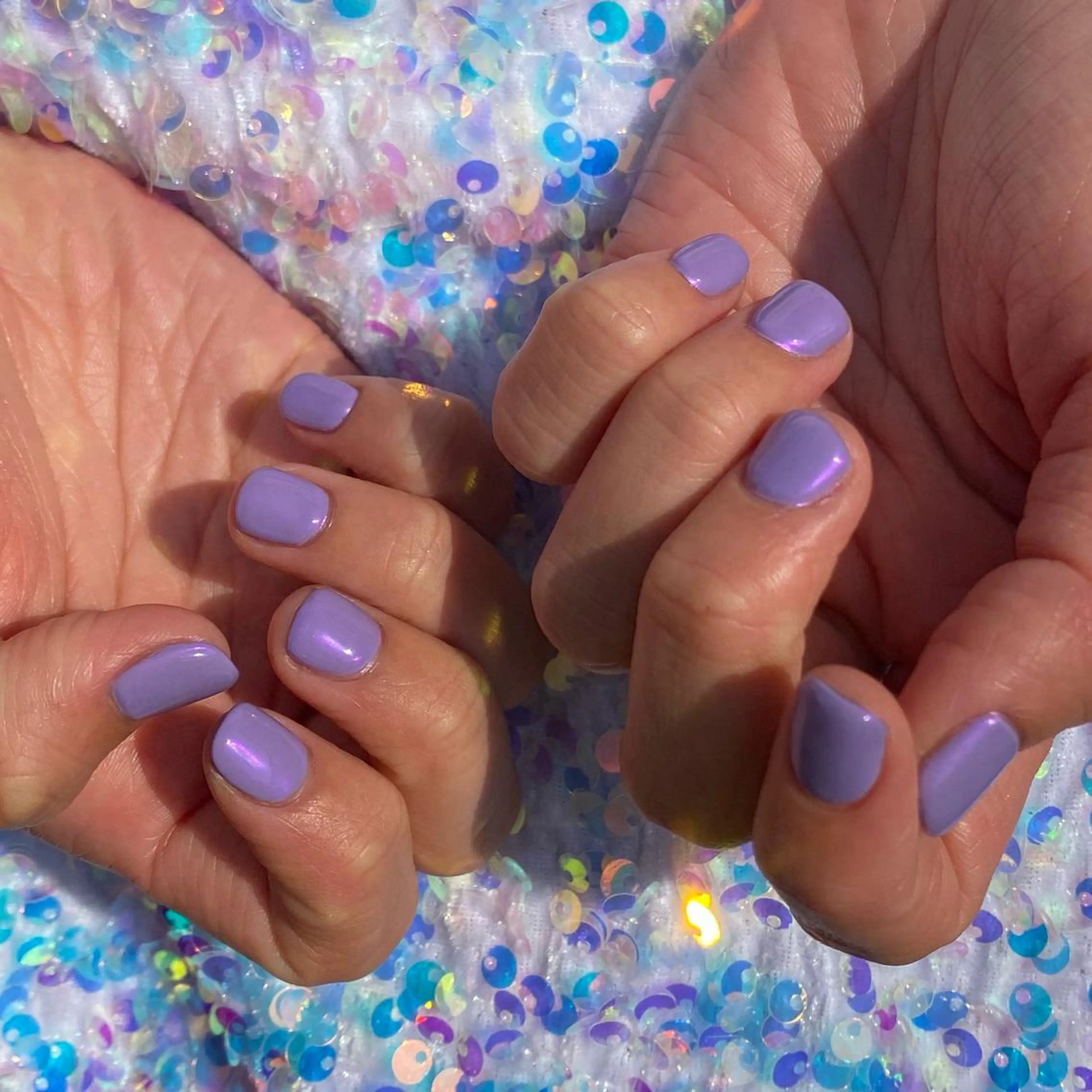 ネイル ミラーネイル ワンカラーネイル ピンク daisy lash天王寺　池阪のマツエク・マツパデザイン