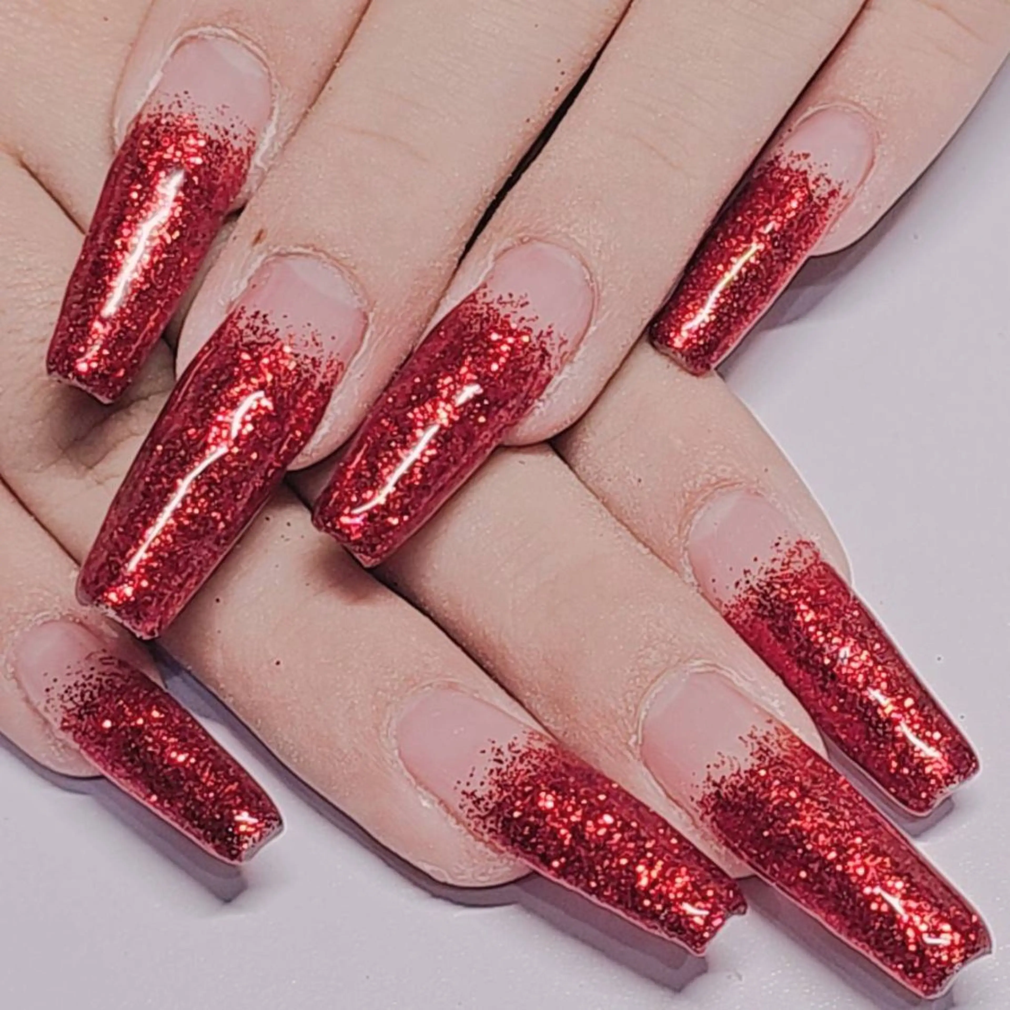ネイル ボルドー グラデーション ラメ(グリッター) ワンカラーネイル ハンドネイル よしだ ひろきのネイルデザイン