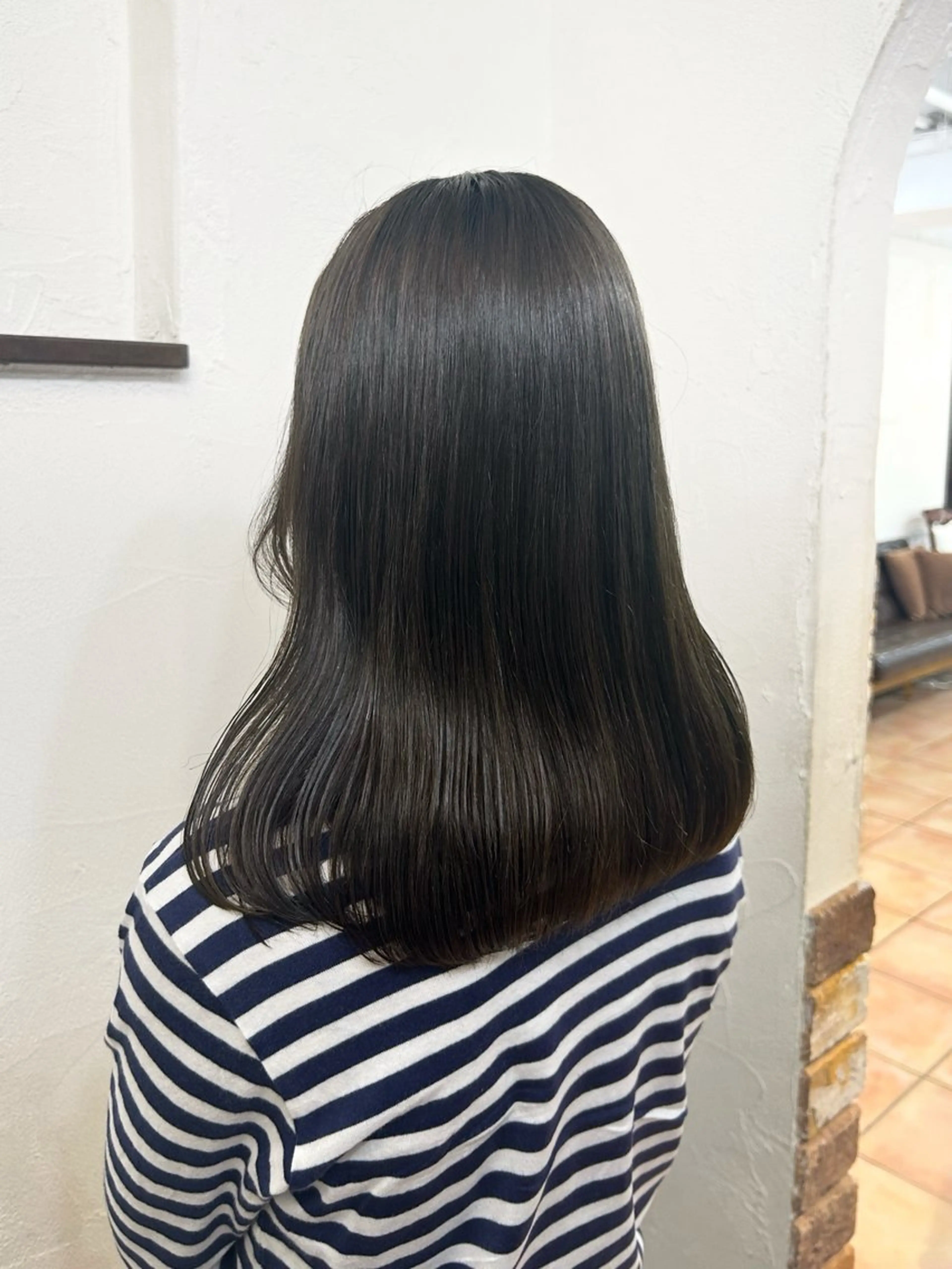 カラー アッシュ ブルーカラー ブルーアッシュ ブラウンカラー たきぐち さくらのヘアスタイル