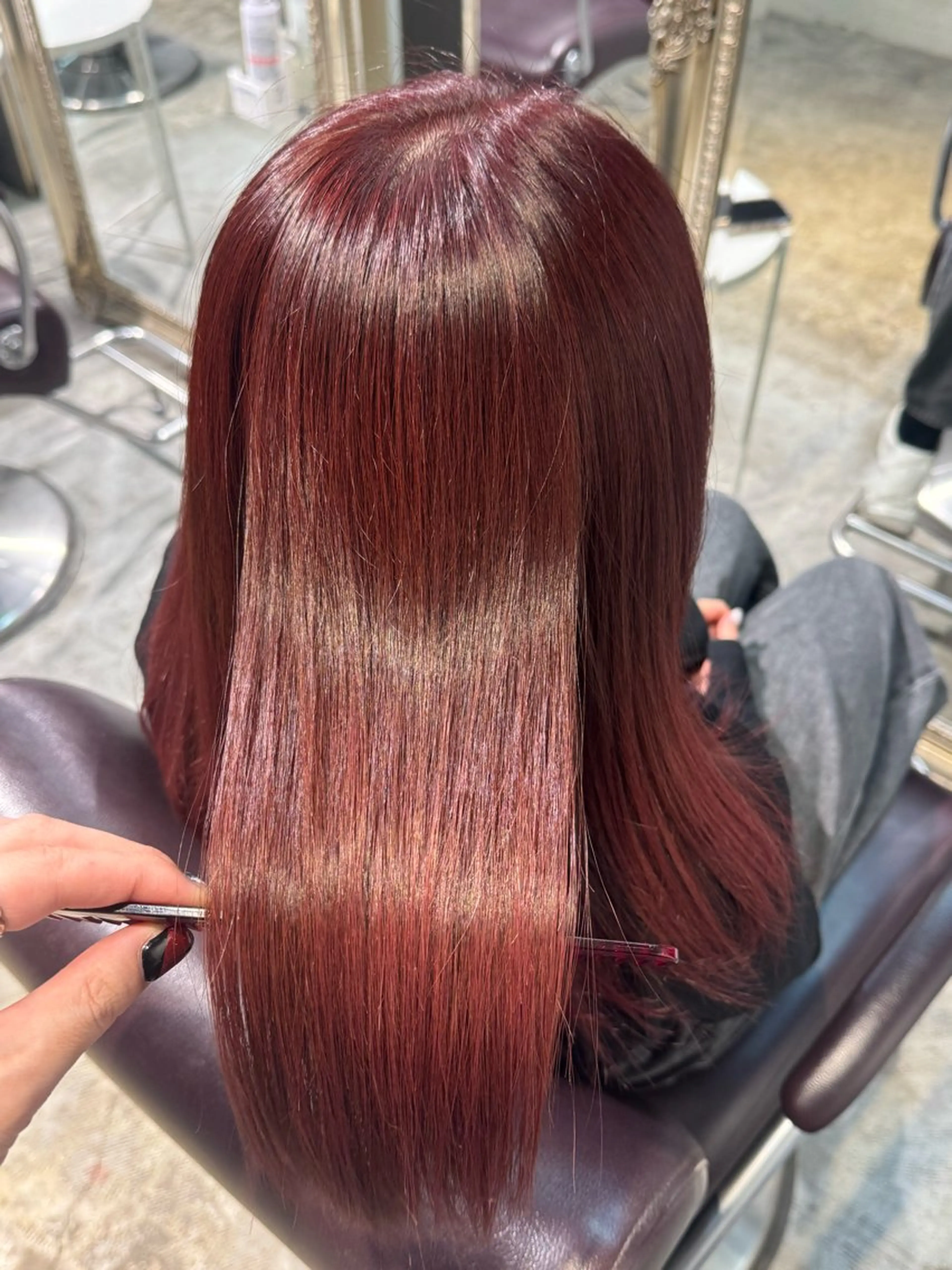 ロング カラー ヘアカラー トリートメント 艶ｶﾗｰ･:*個性派 ﾈｲﾙ🦋mire-のネイルデザイン