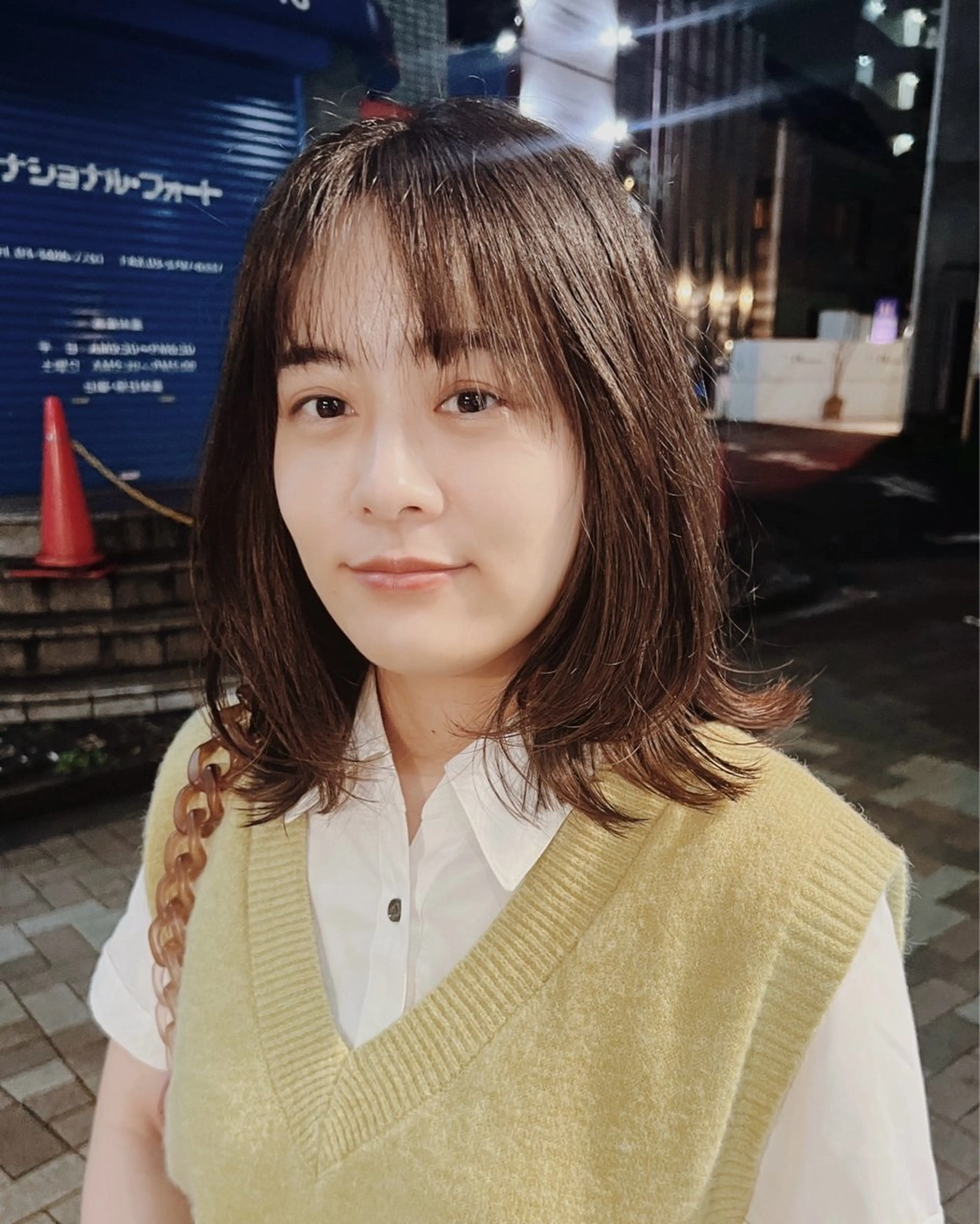 ミディアム カラー パーマ ヘアアレンジ くびれヘア 顔まわりレイヤー 韓国風ヘア くびれレイヤー レイヤーカット ショートヘア原宿 fifth コシのヘアスタイル