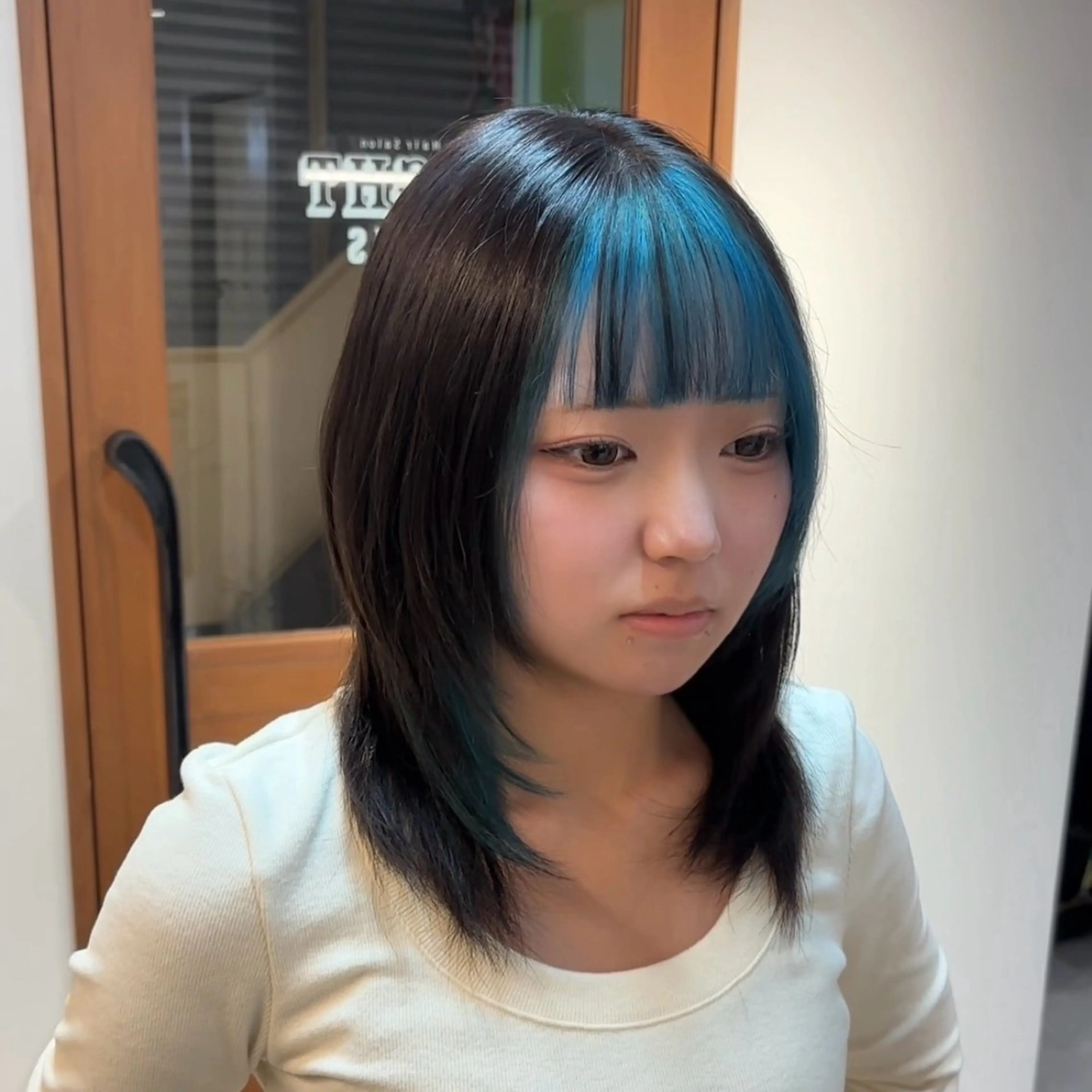セミロング カラー カット ヘアカラー トリートメント 🌈山口摩七斗 /レイヤー/ブリーチのヘアスタイル