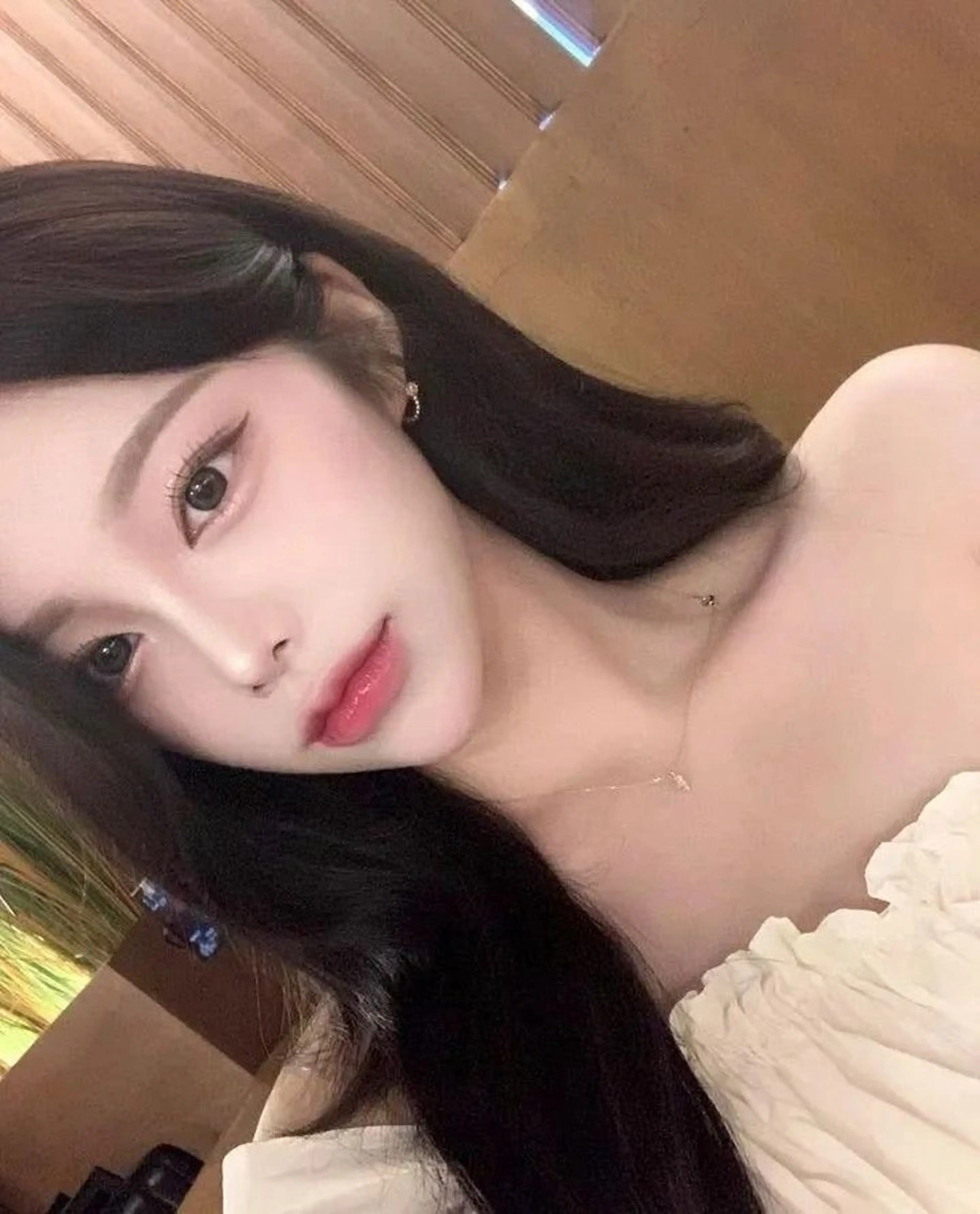 ロング カラー カット ヘアカラー トリートメント 莉乃/縮毛矯正/髪質 改善/艶カラーのヘアスタイル