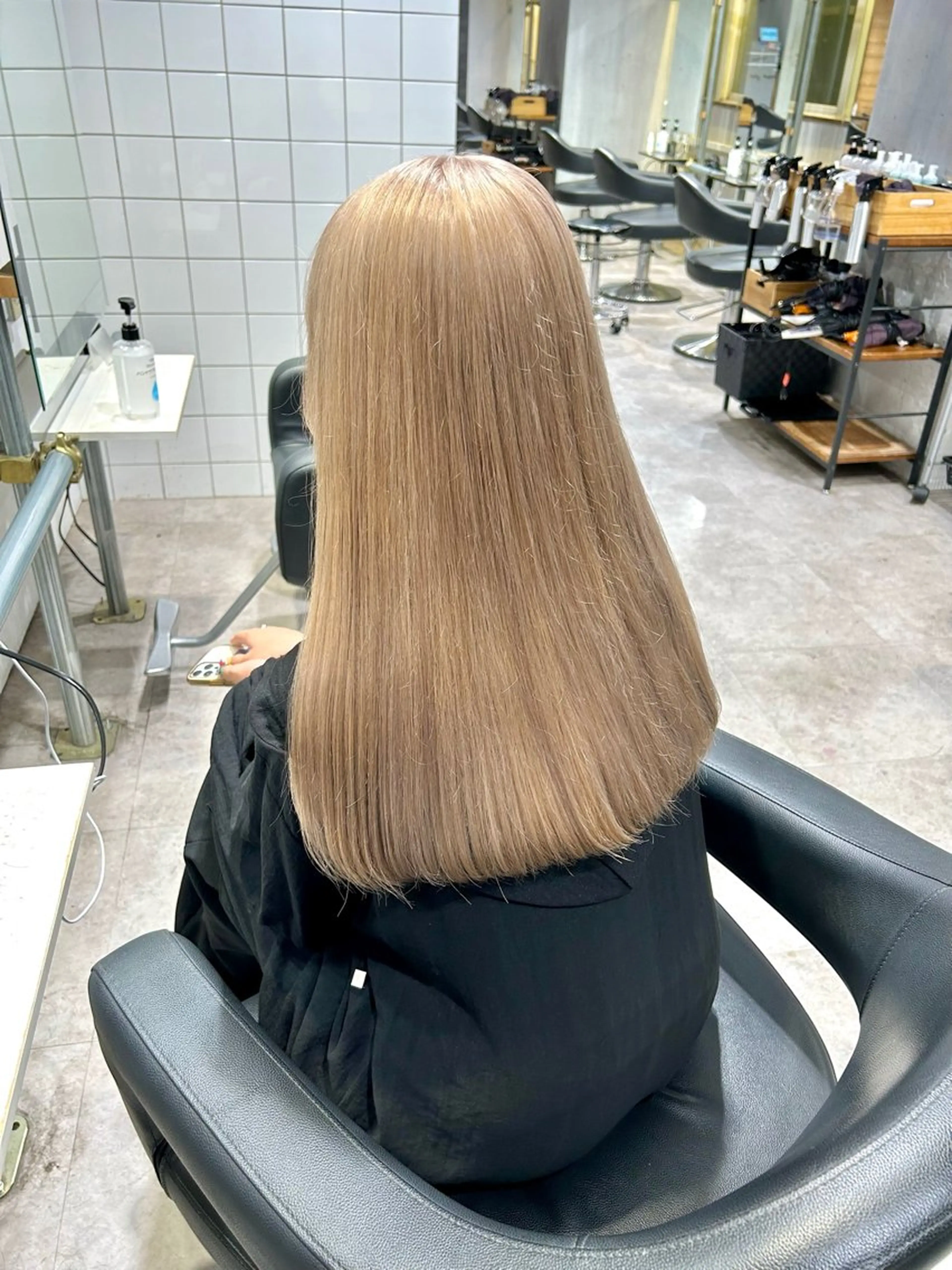 ロング カラー ヘアアレンジ トレンドモテカラー 🩷色落ちまで可愛くのヘアスタイル