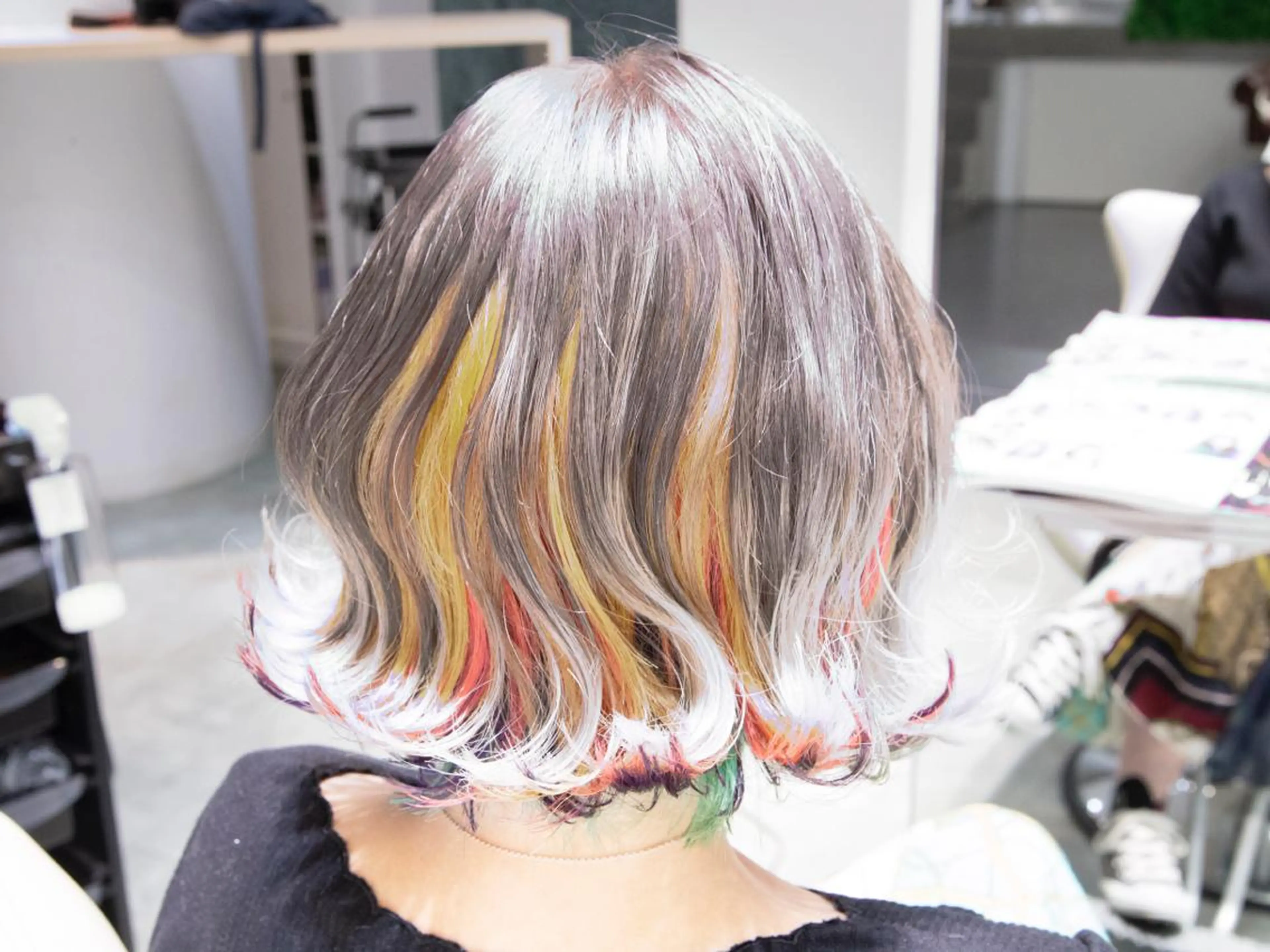 ショート カラー Re:ta Hair 飯田淳平のヘアスタイル