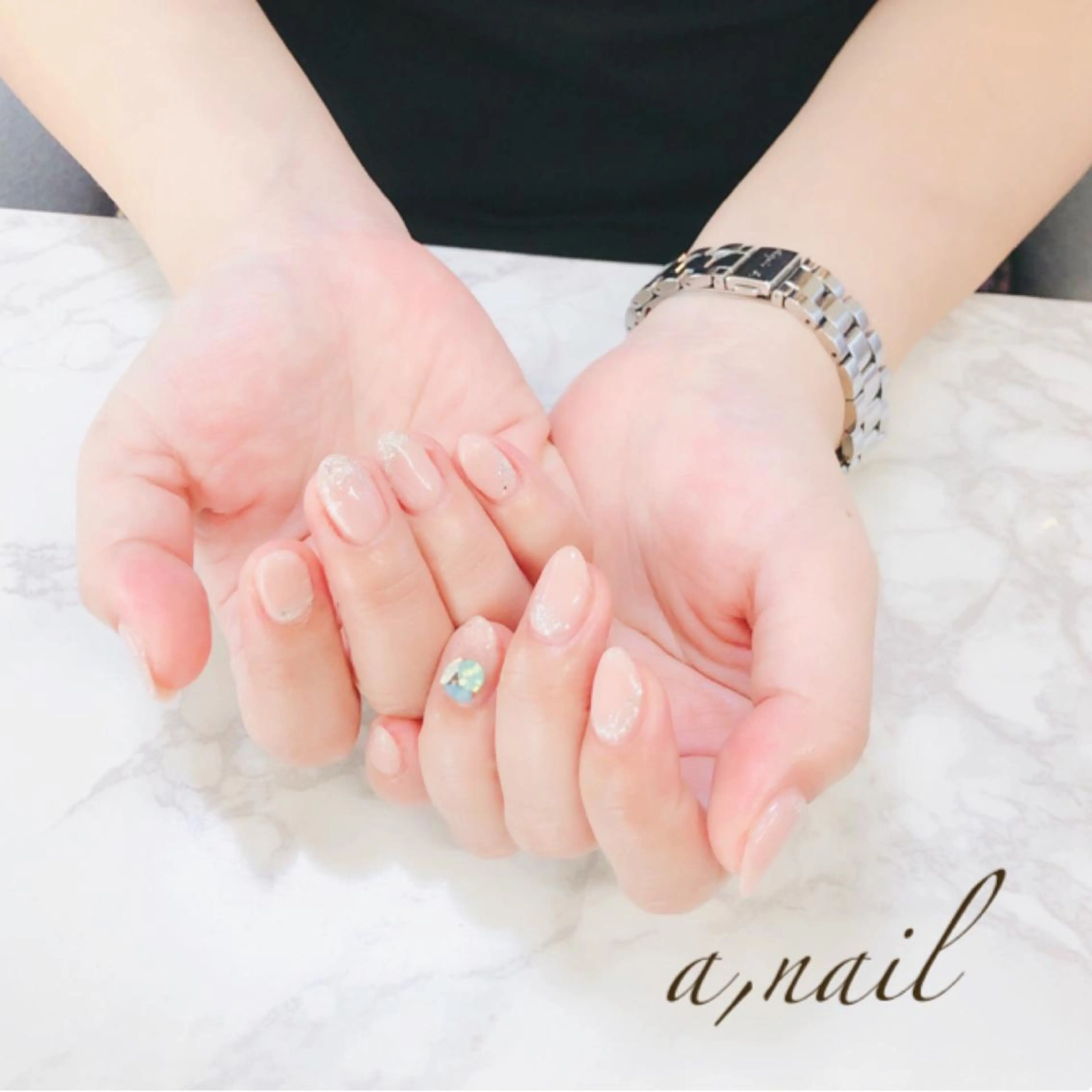 ネイル フットネイル ジェルネイル グラデーション オフィスネイル ワンカラーネイル ハンドネイル ネイルサロン エーネイルのネイルデザイン