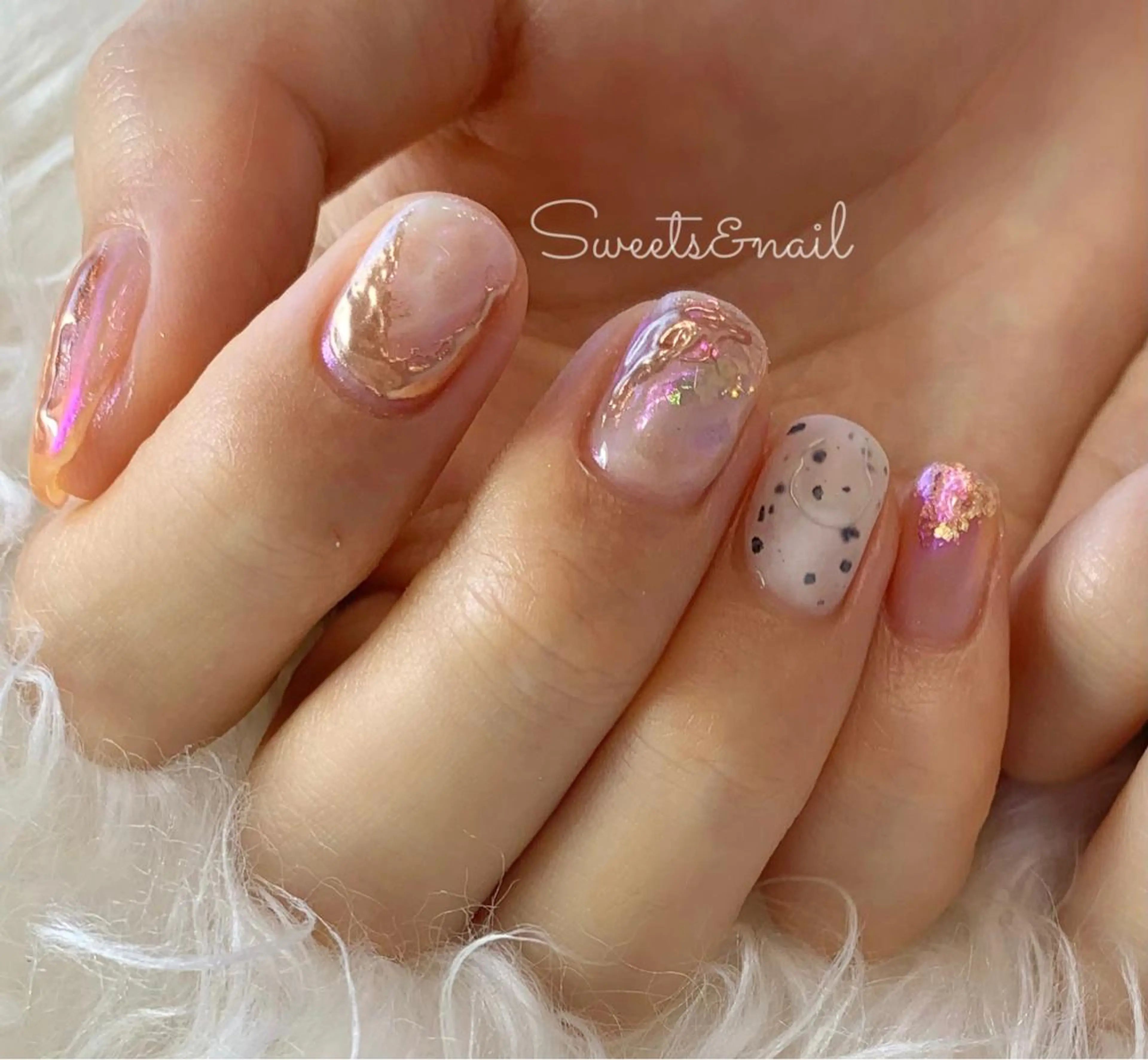 ネイル オーロラネイル Sweets＆ nail みなこのネイルデザイン