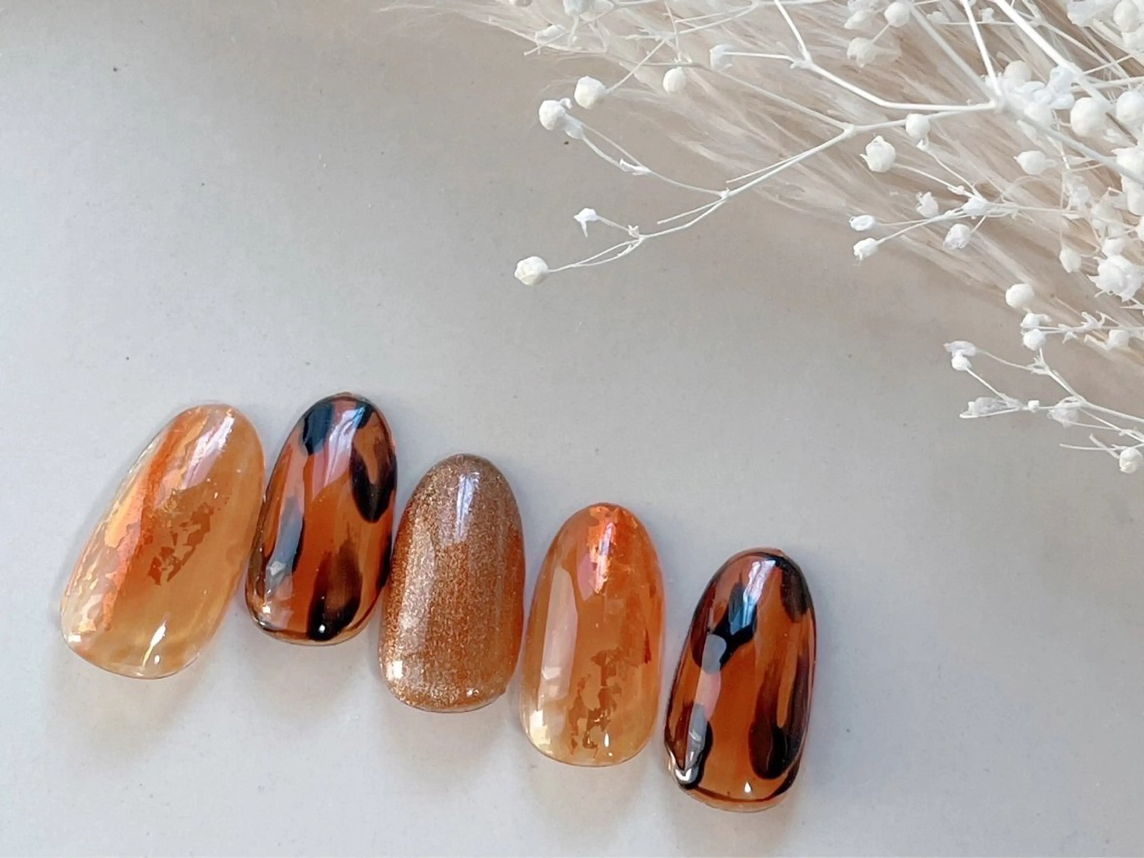 ネイル オーロラネイル フラワーネイル フットネイル フレンチネイル ジェルネイル mogunail &blowのネイルデザイン