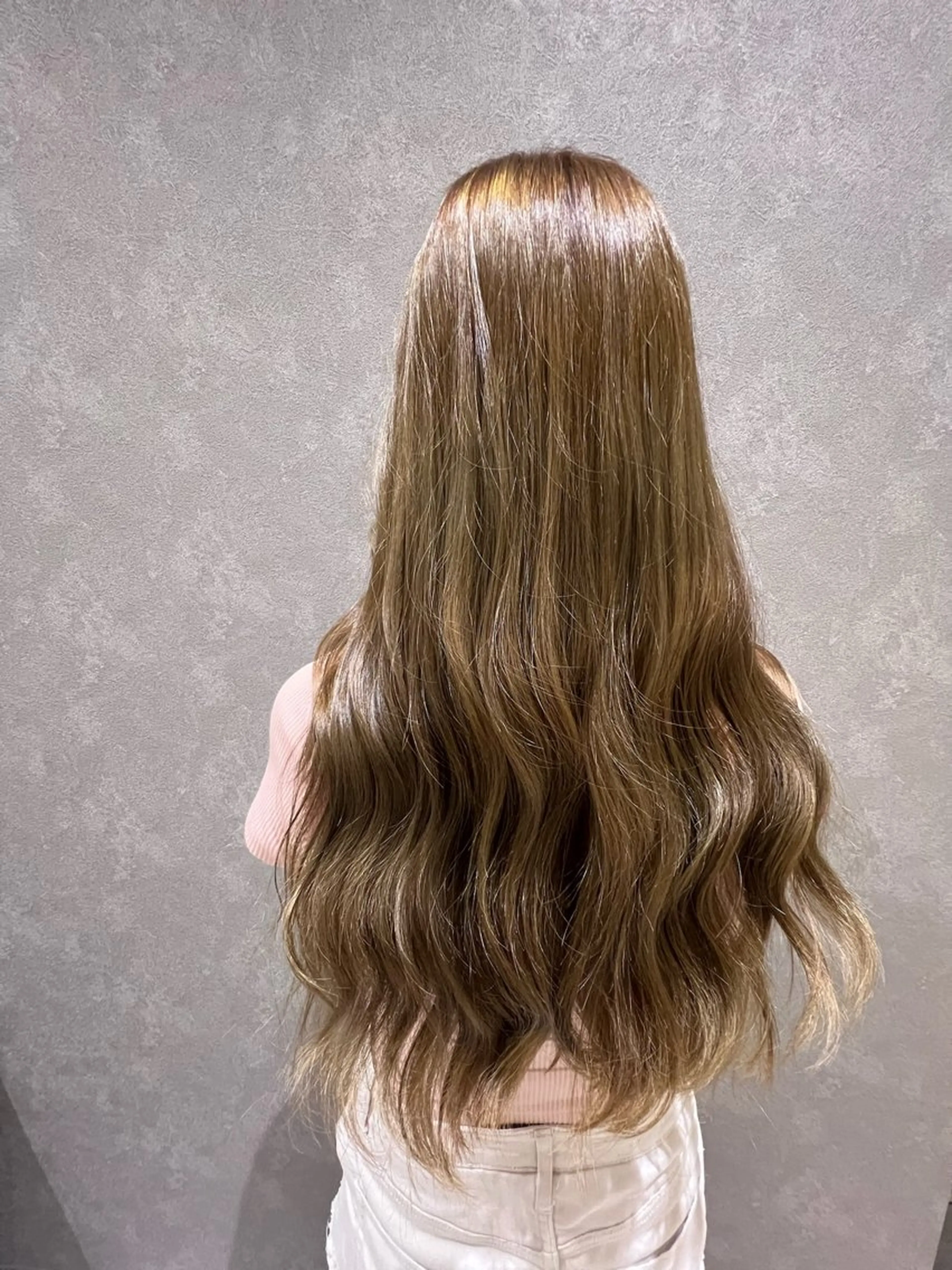 カラー ベージュカラー オリーブベージュ Lee天王寺 Rinのヘアスタイル