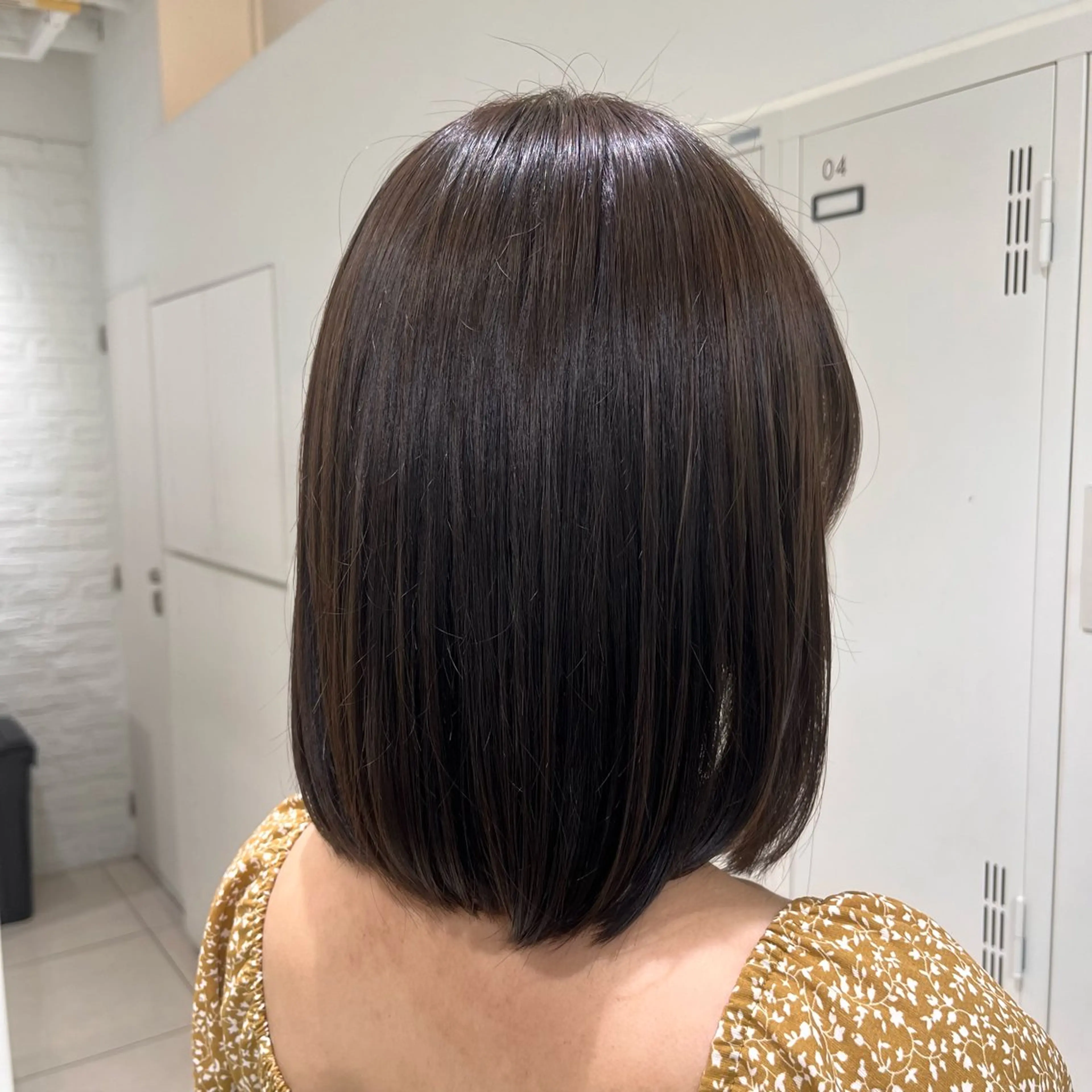 ミディアム カラー グレージュ オリーブグレージュ オリーブグレー カット ヘアカラー トリートメント 【メンズ縮毛矯正/ Ryokaのヘアスタイル