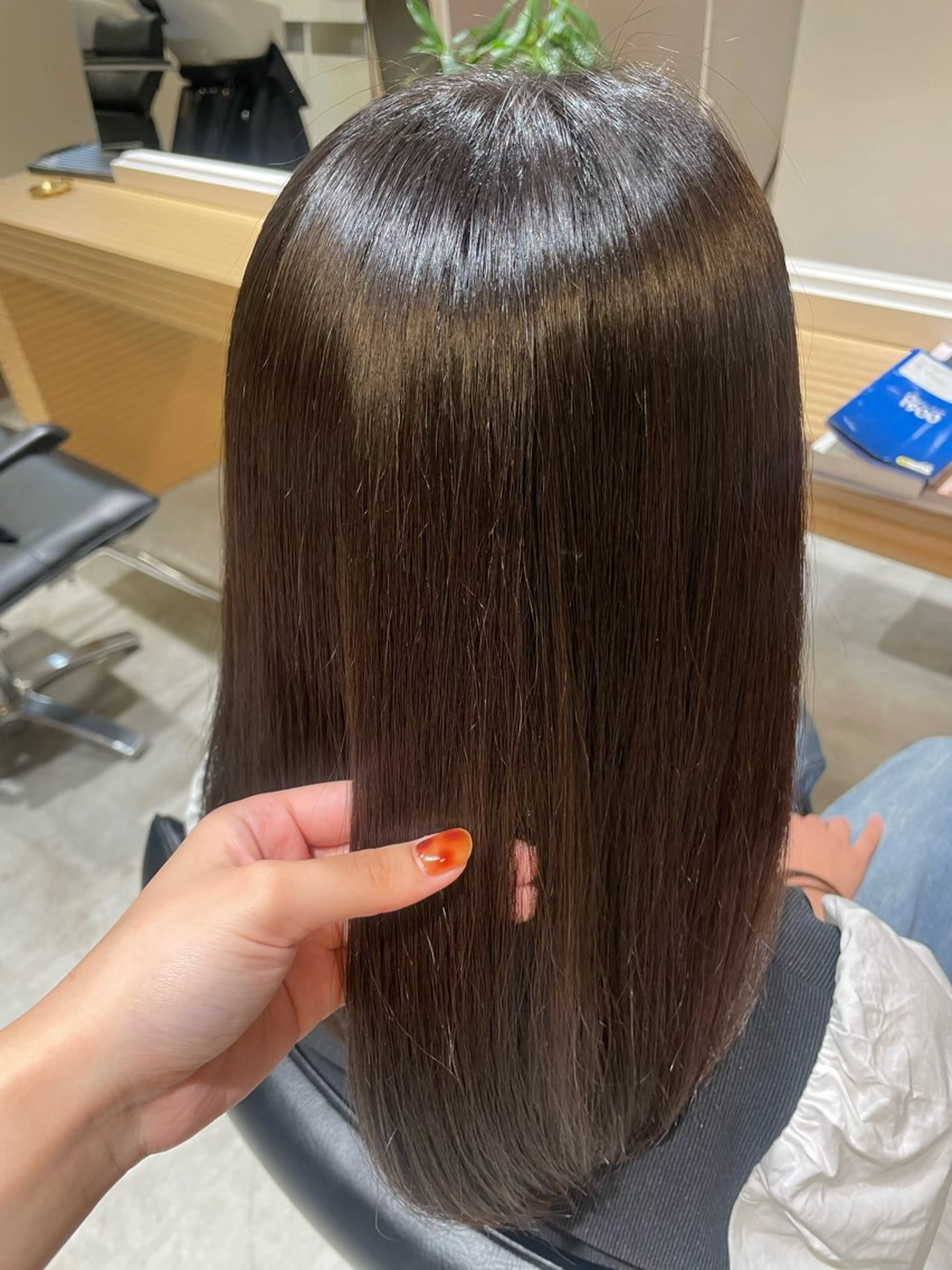 セミロング 縮毛矯正 トリートメント 渡部 円のヘアスタイル