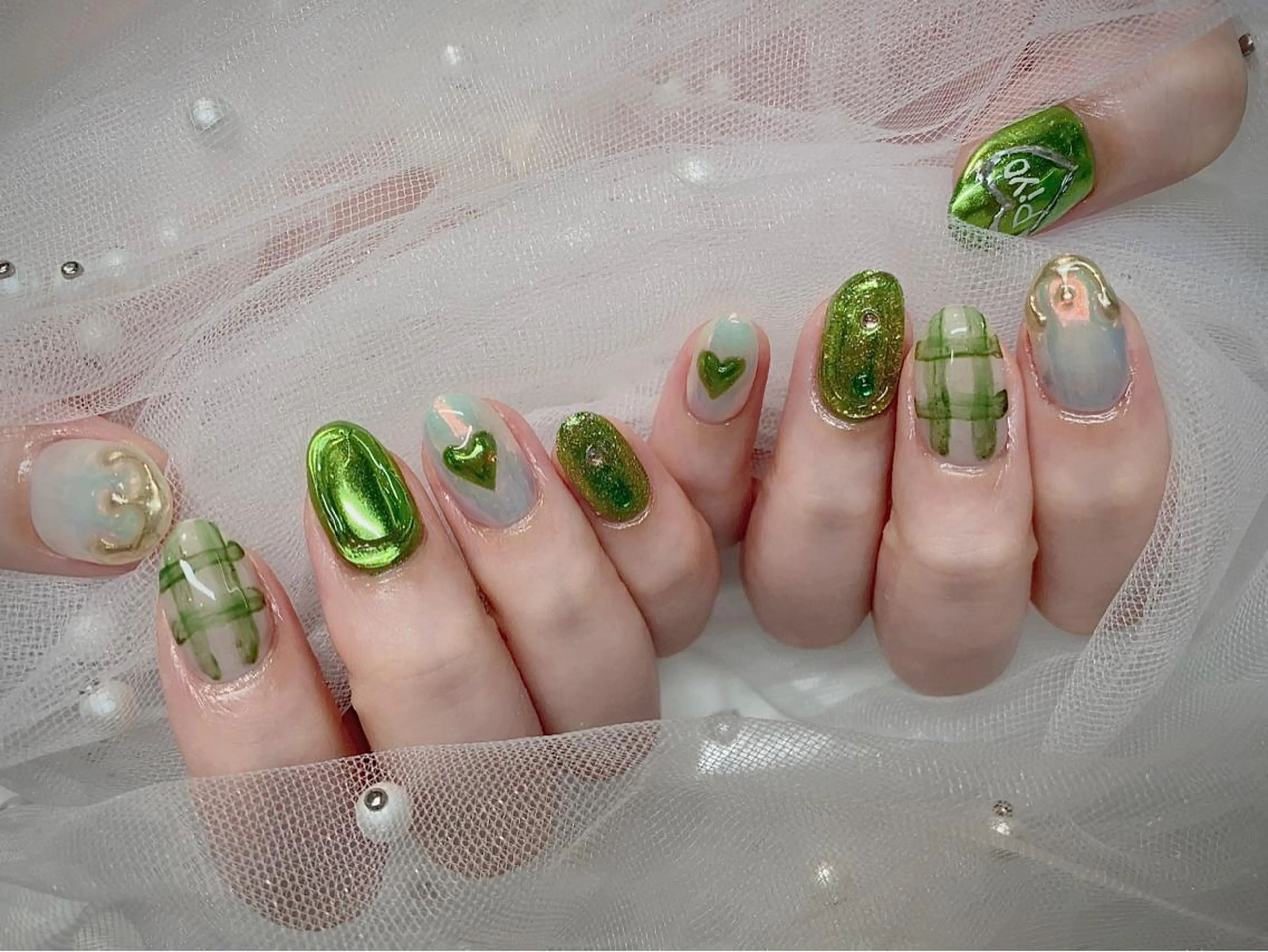 ネイル I-nailロング /ワンホン/キラキラのネイルデザイン