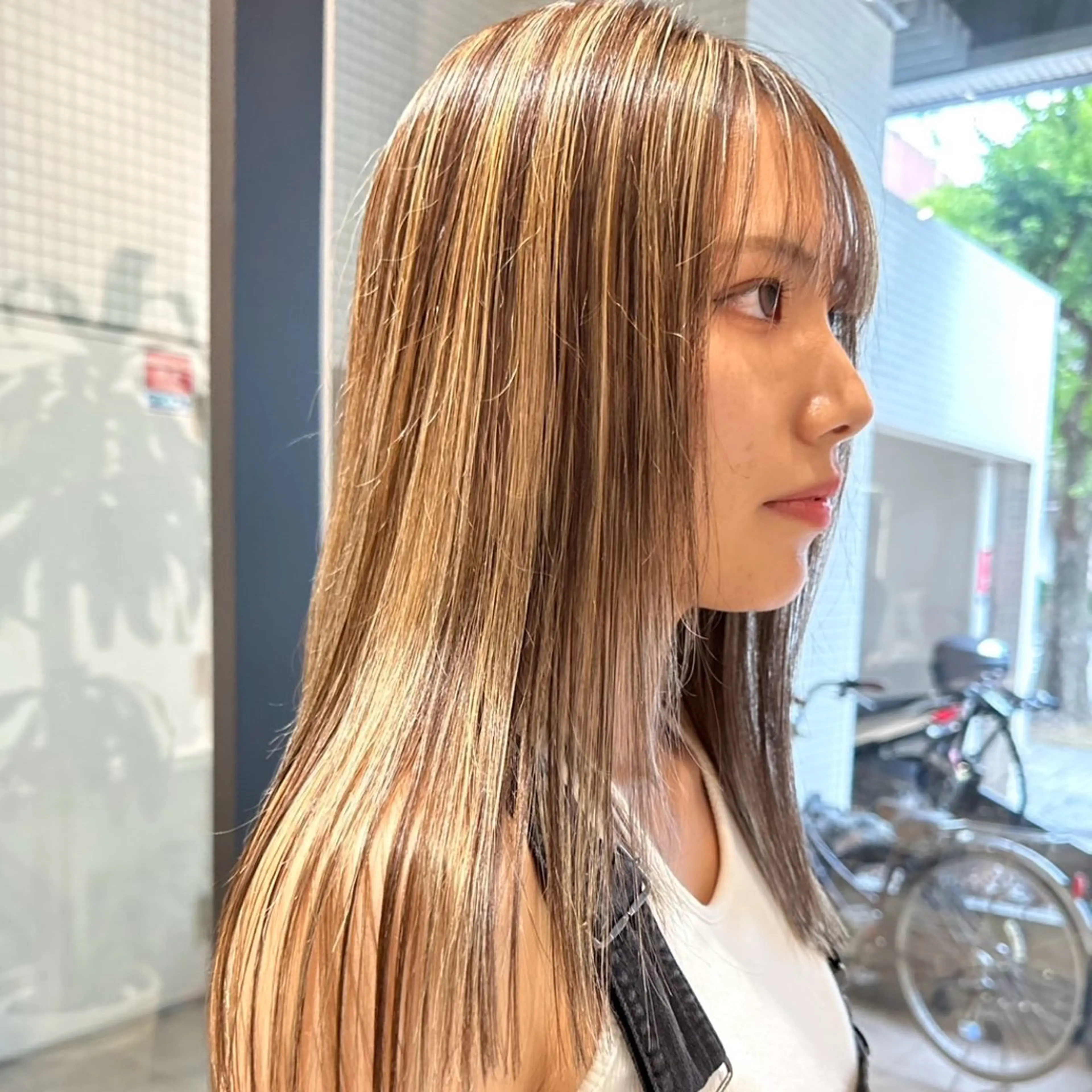 セミロング カラー ヘアカラー ハイトーンブリーチ 名古屋/FUTOのヘアスタイル