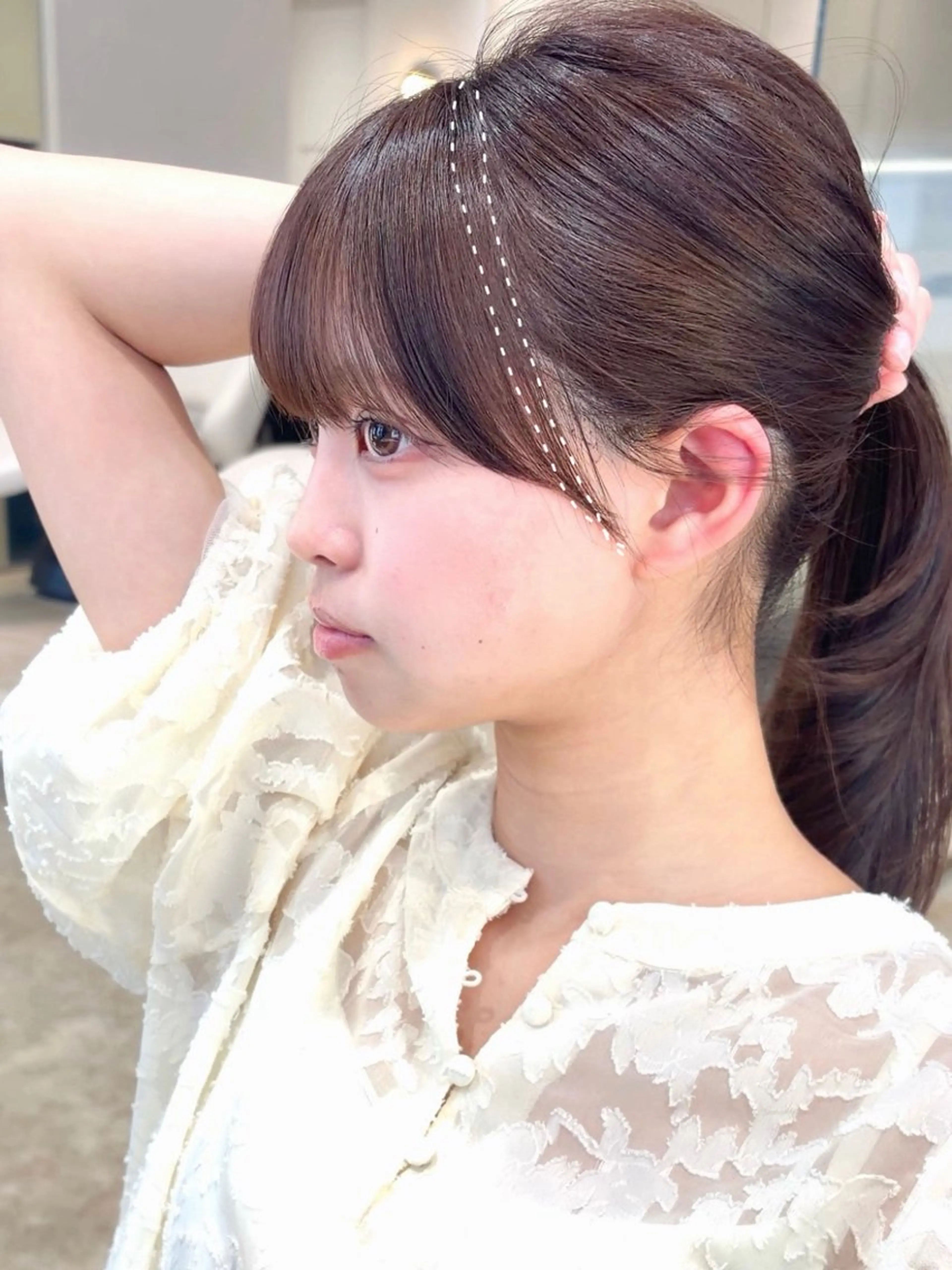 ミディアム カット あらい みゆのヘアスタイル