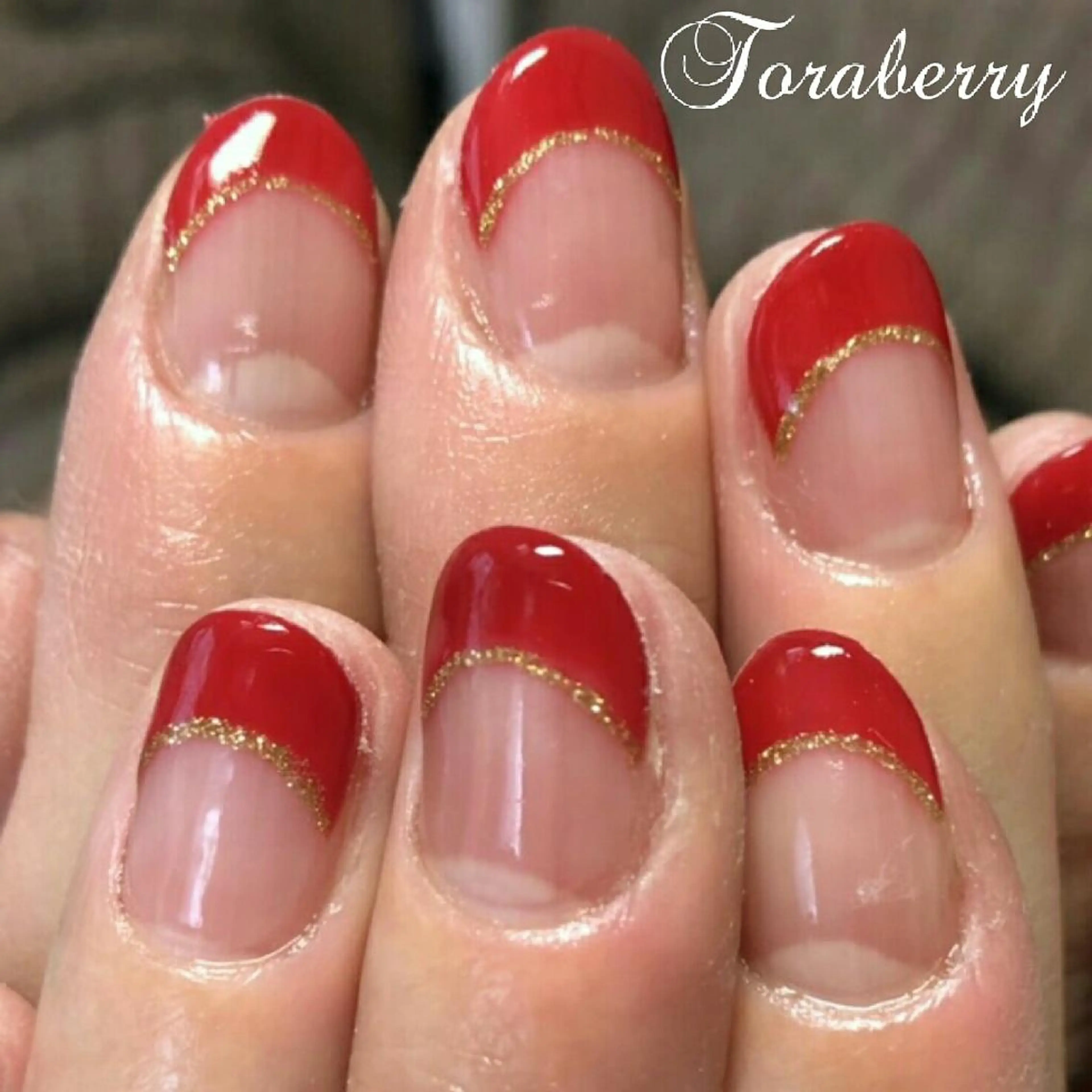 ネイル フレンチネイル 赤色 ハンドネイル ネイリスト なつみのネイルデザイン