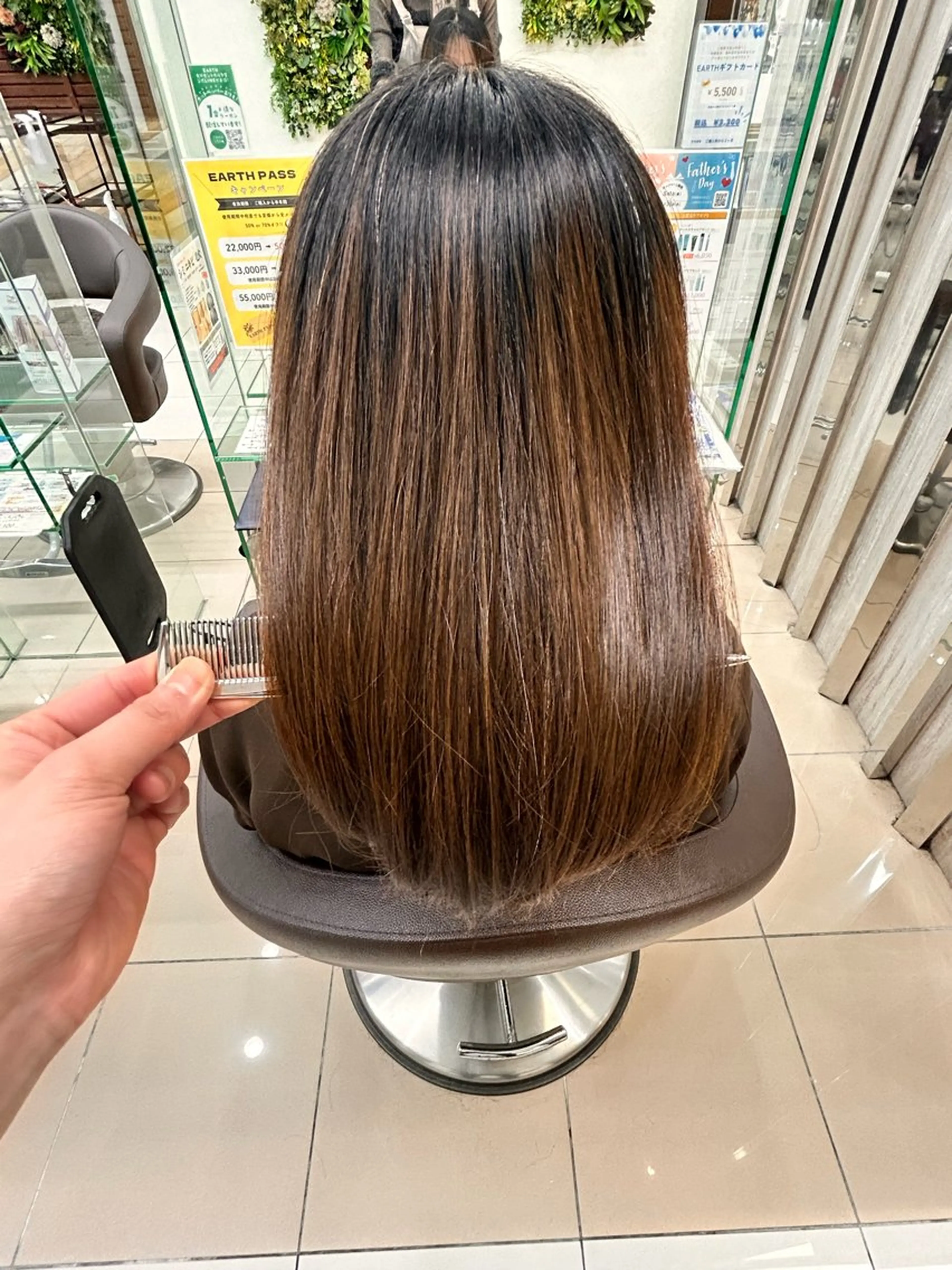 セミロング 髪質改善 EARTH kazu🐰のヘアスタイル