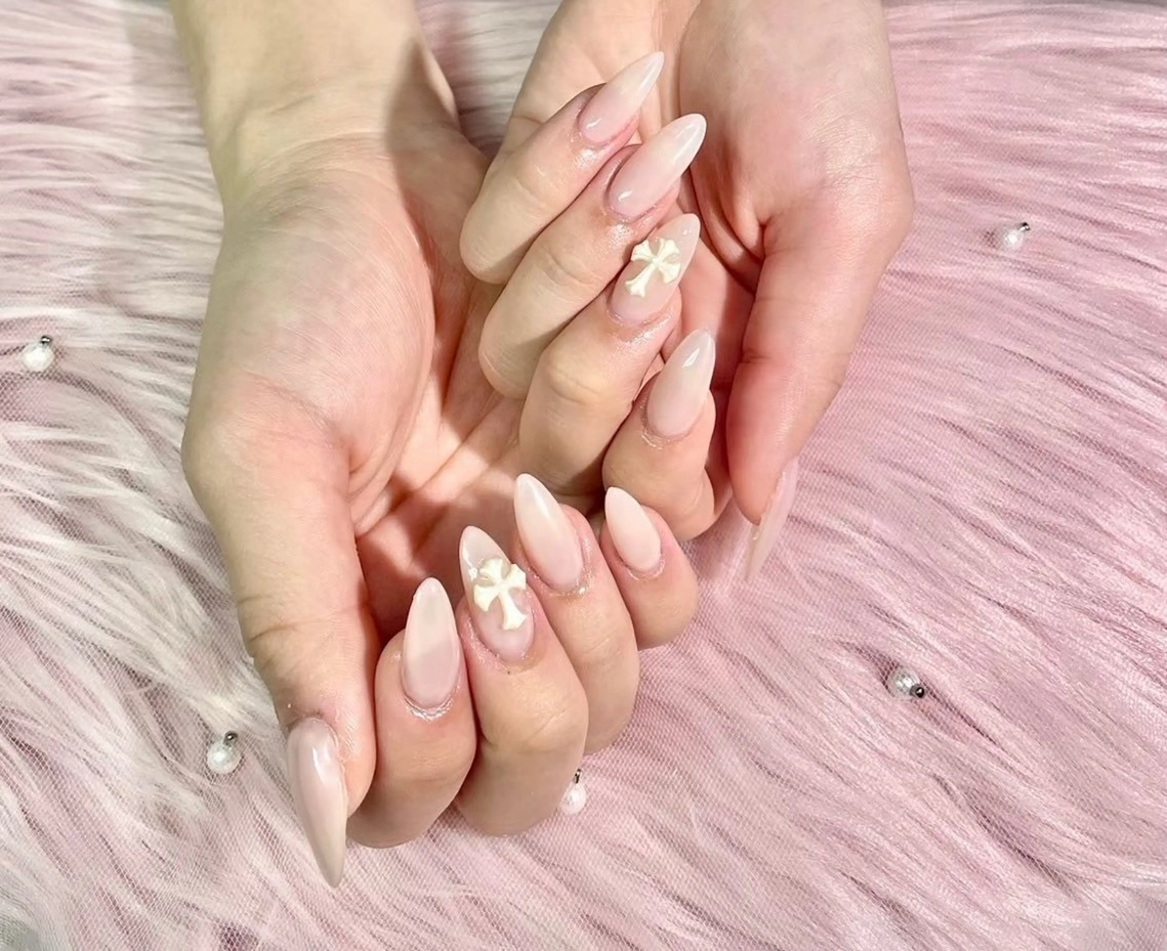 ネイル ワンカラーネイル Lowé みるくのネイルデザイン