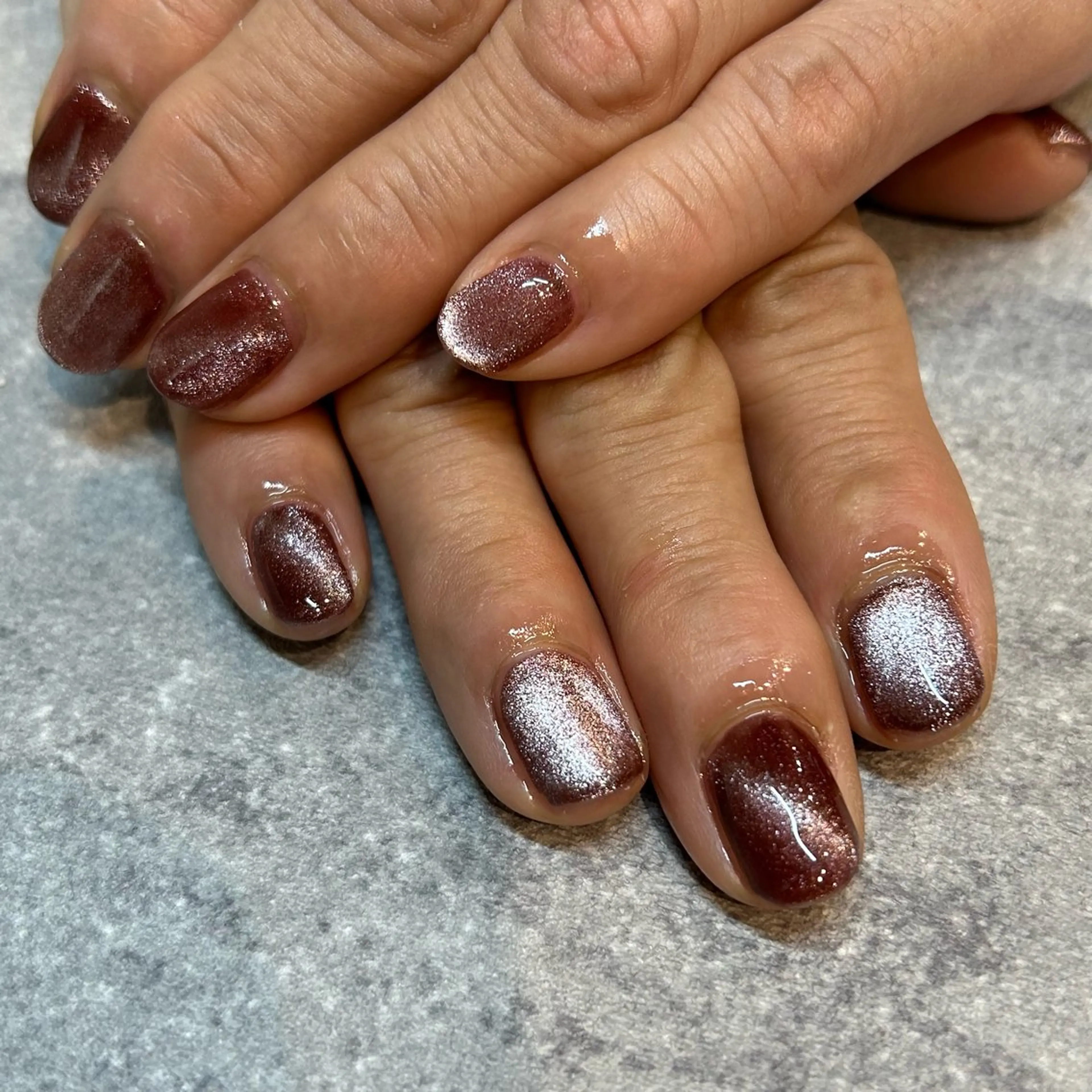 ネイル マグネットネイル EmaNail 🧸Momokaのネイルデザイン