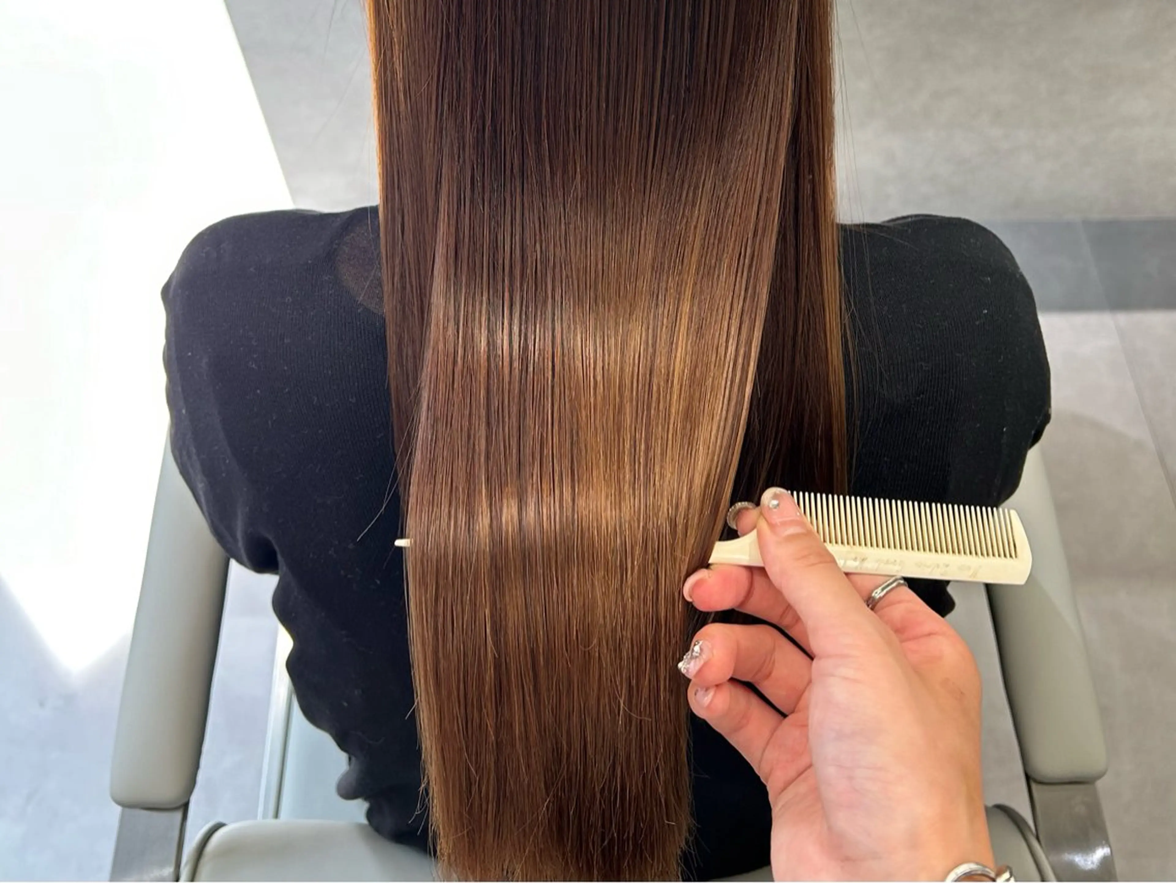 ロング 髪質改善 トリートメント カット トリートメント nui【茨木】本多 莉果子のヘアスタイル