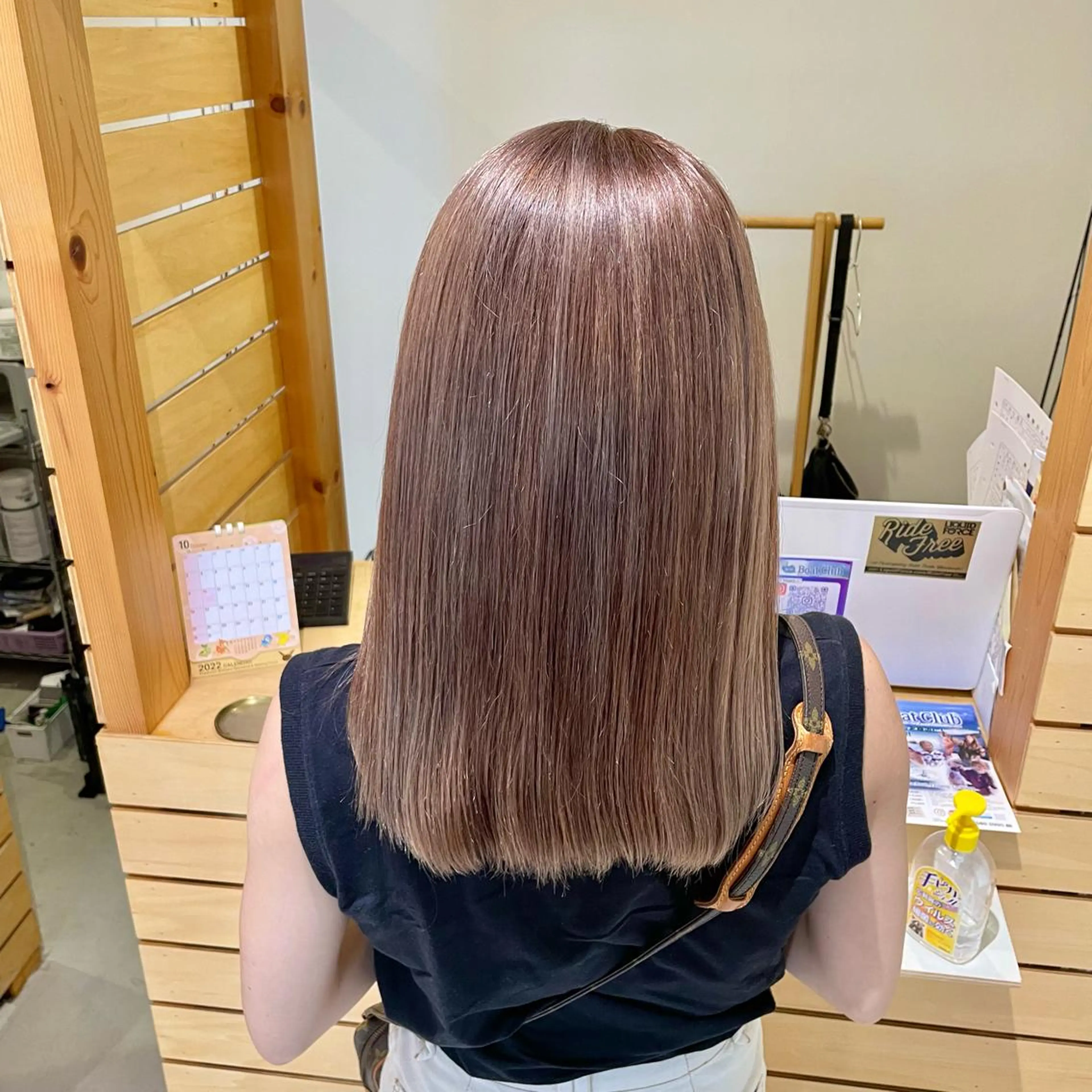 セミロング カラー ヘアカラー トリートメント RUBEUS【ルベウス】所属・✨髪質改善🎨 杉本賢人のヘアスタイル