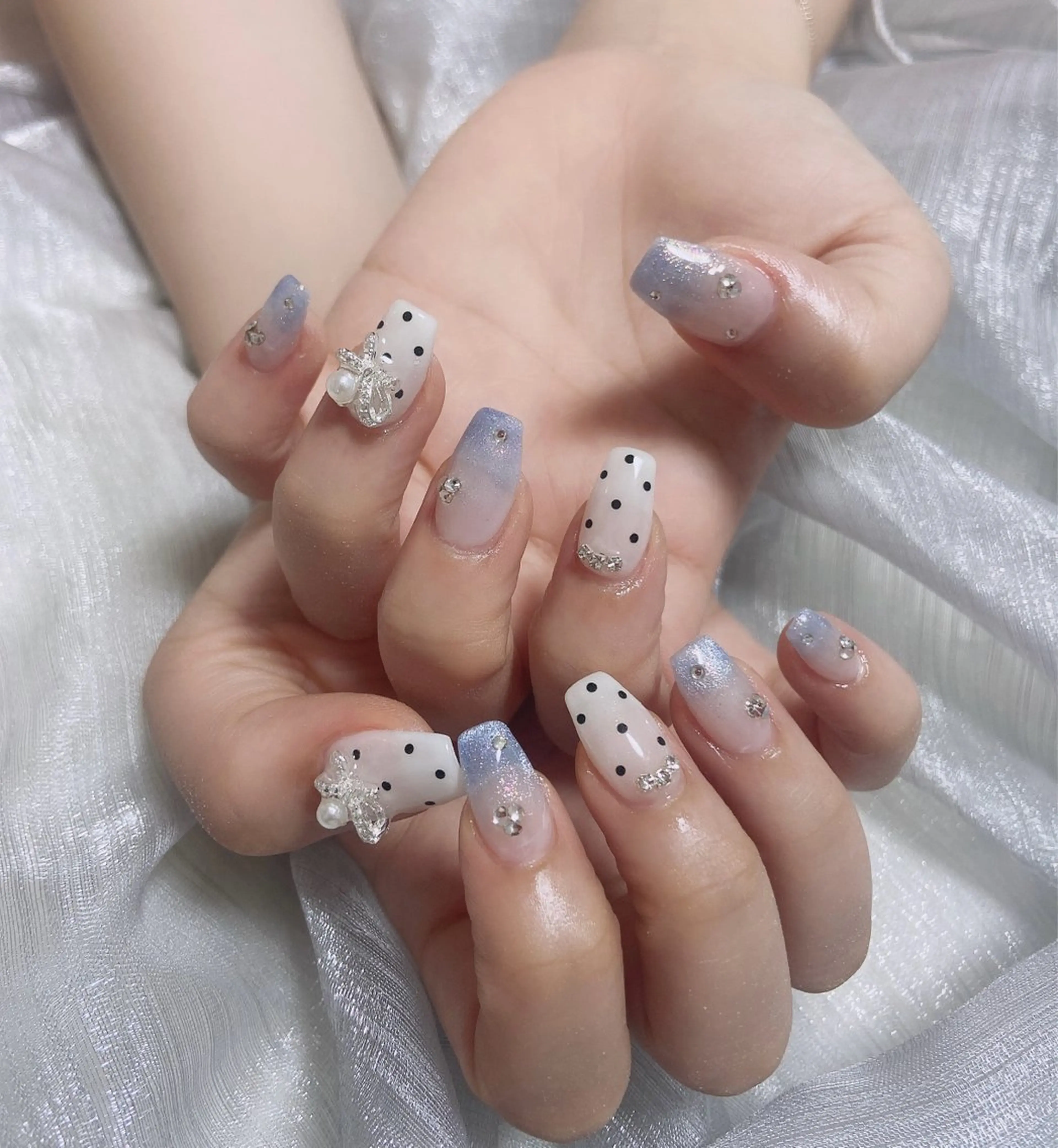 ネイル ハンドネイル ＆ME アンドミーのネイルデザイン