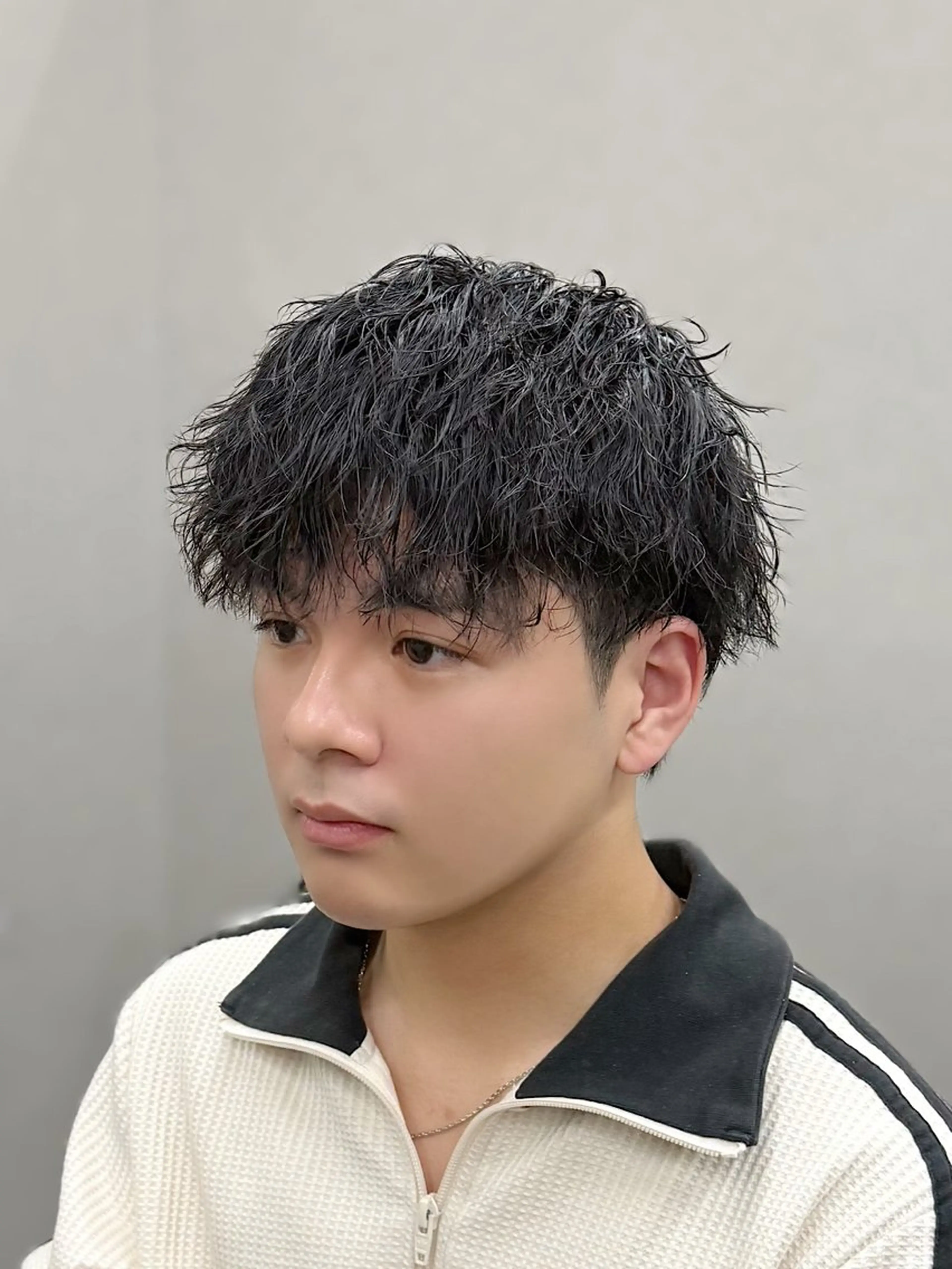 ミディアム パーマ メンズ カット パーマ ヘアセット SLASHメンズ専門 大西郁也のヘアスタイル