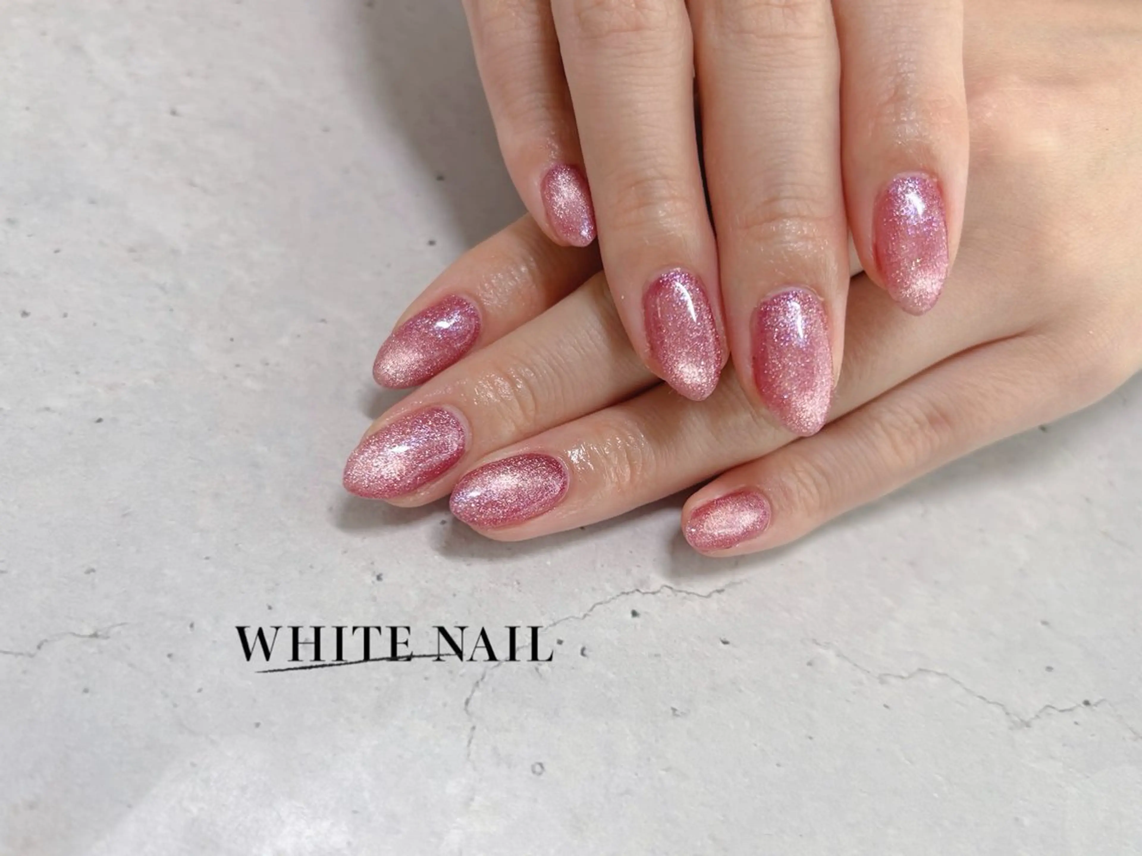 ネイル マグネットネイル ハンドネイル WHITE NAIL ホワイトネイルのネイルデザイン