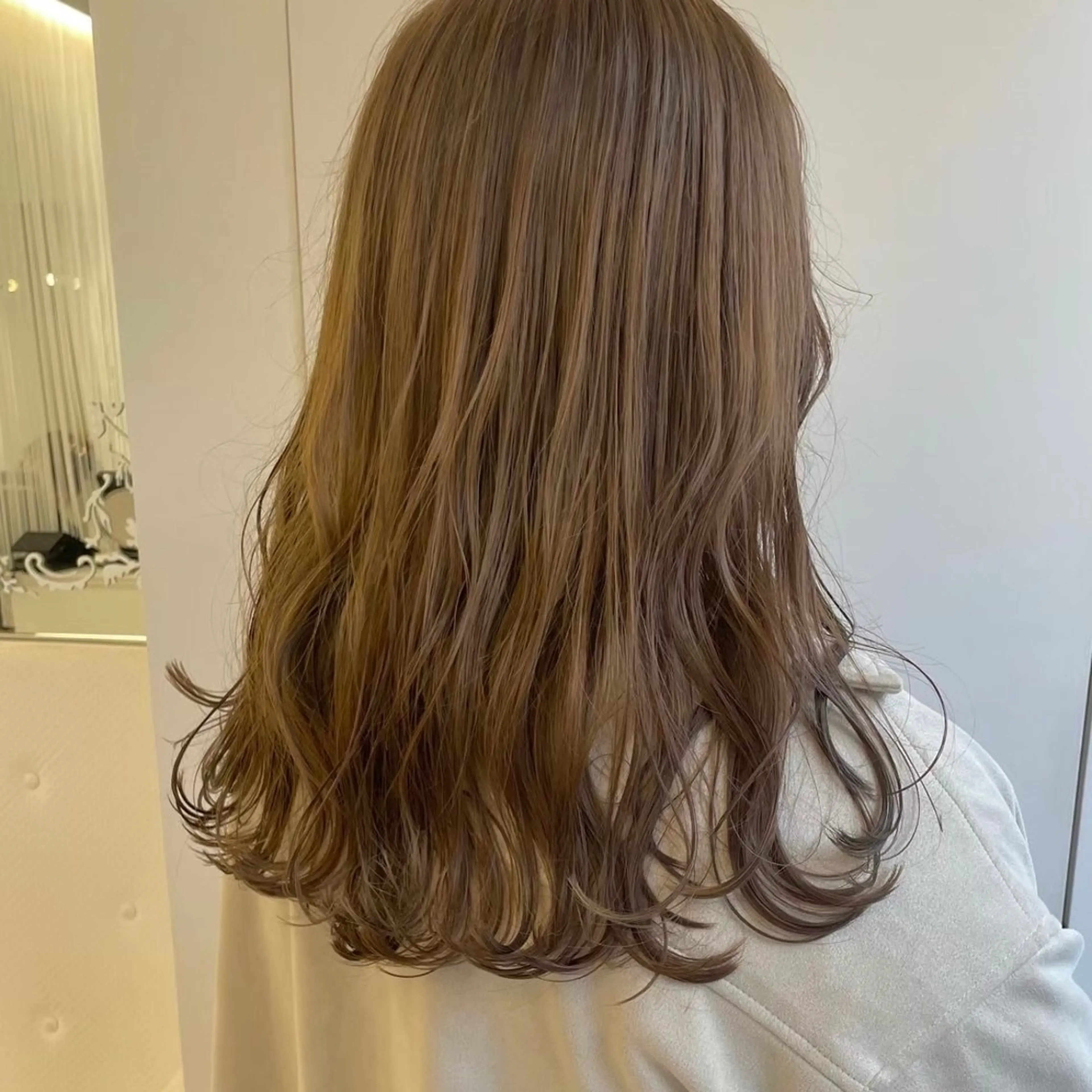セミロング カラー ParveMix 🩶🫧入江 香名のヘアスタイル