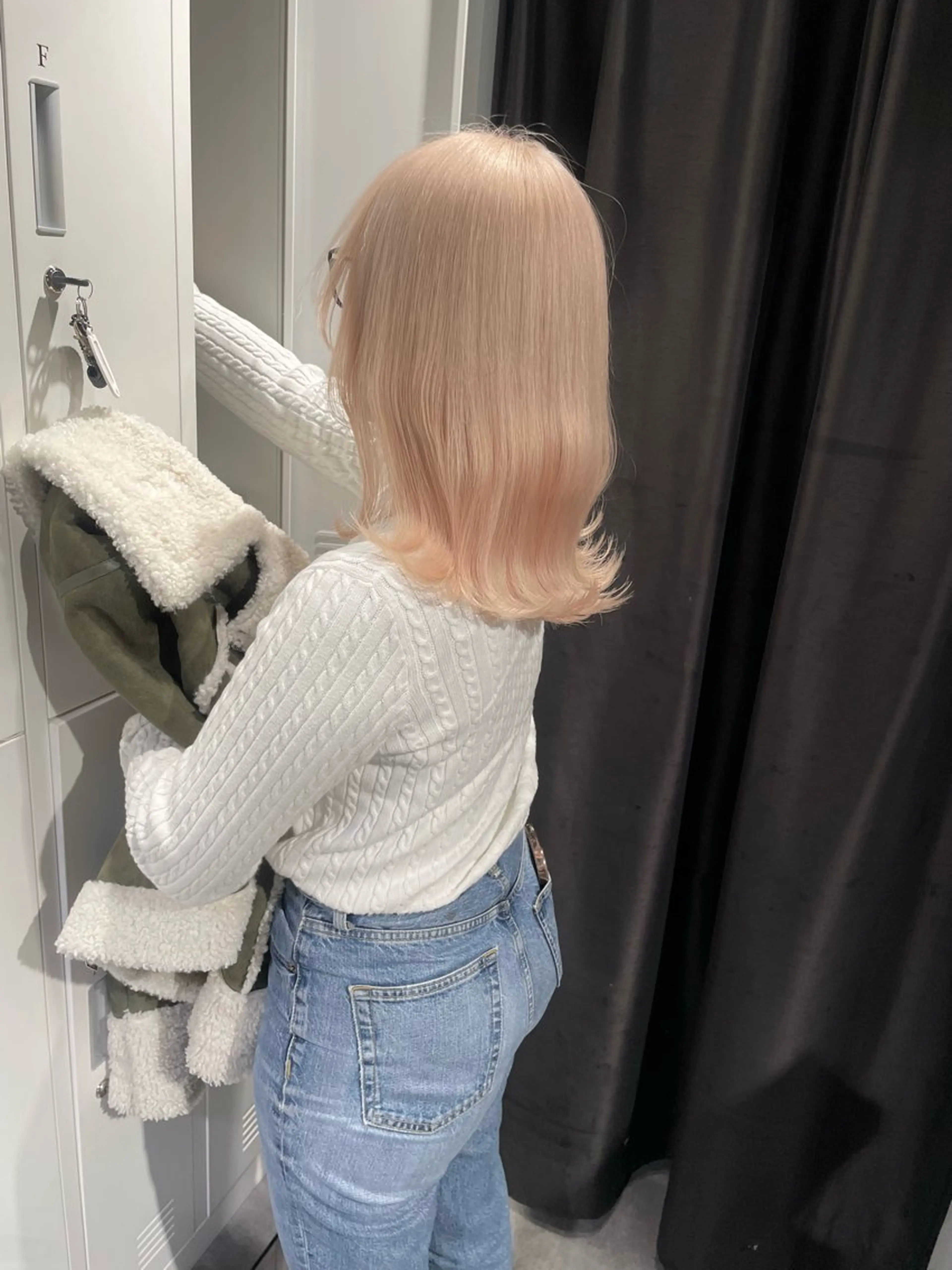 セミロング カラー ブリーチ ブロンド ダブルカラー ハイトーンカラー ヘアカラー トリートメント 心斎橋/ブリーチ minamiのヘアスタイル