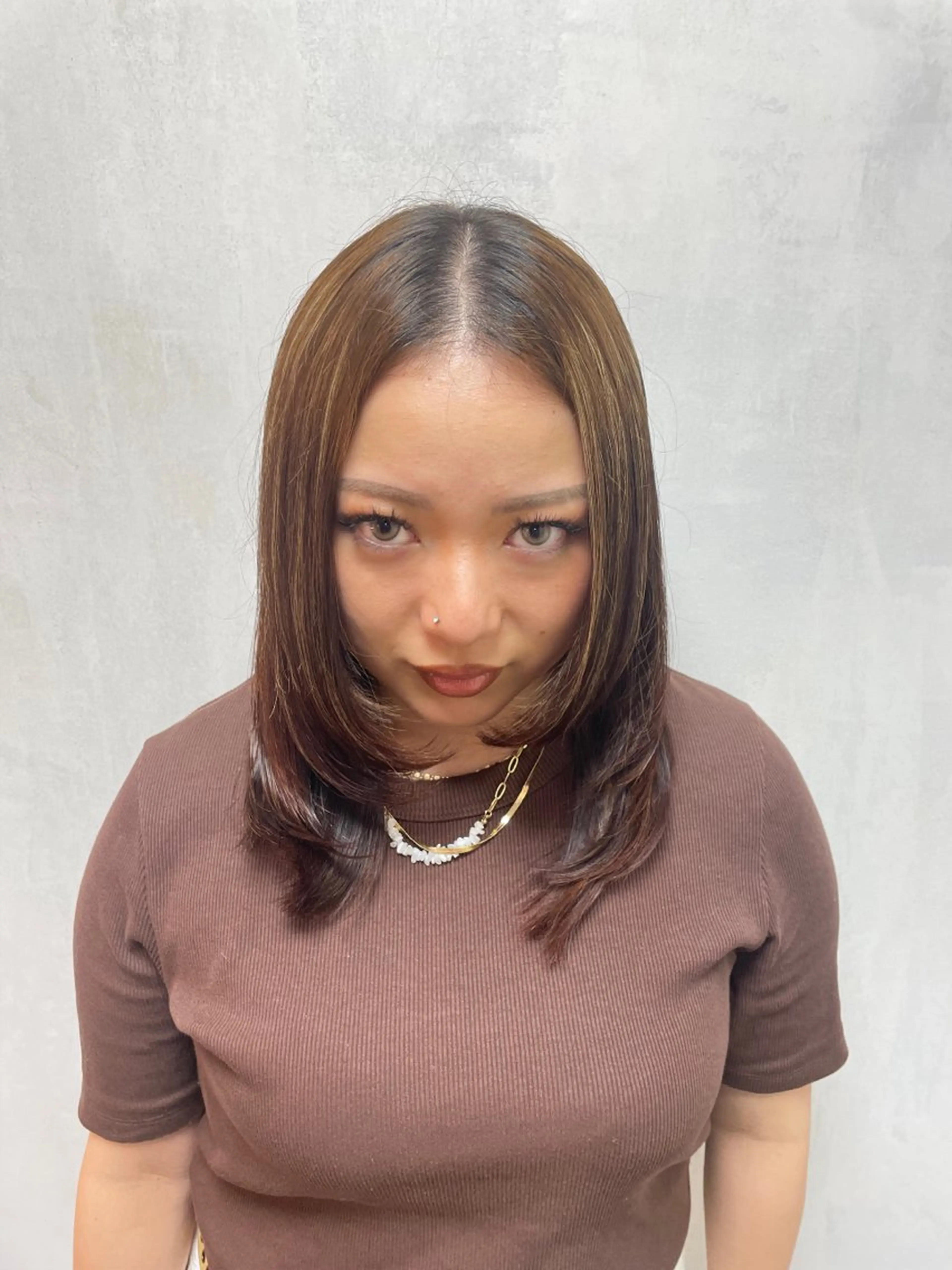 セミロング カラー ひなの/透明感 カラー/レイヤーのヘアスタイル