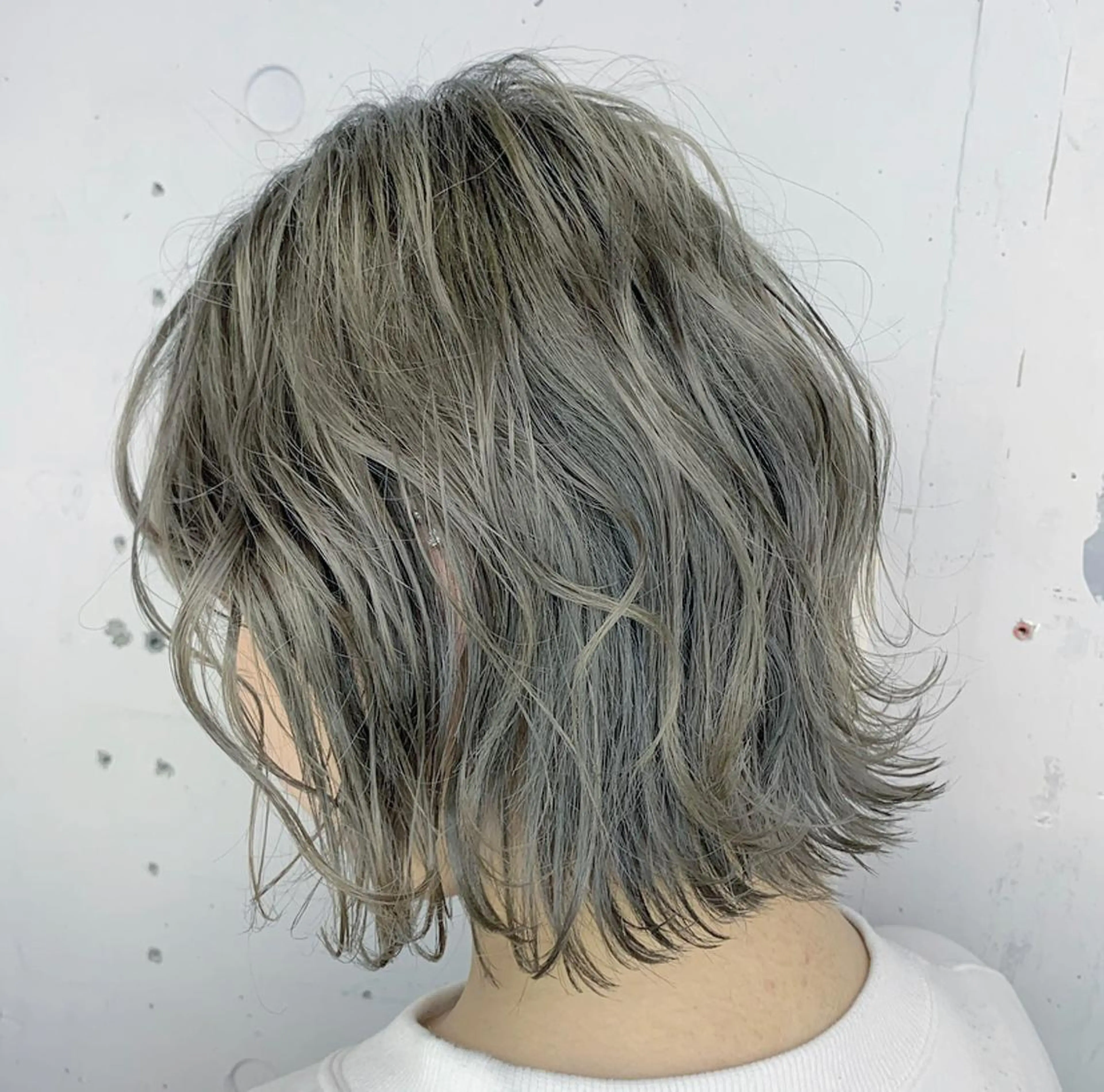 ミディアム カラー ブリーチ ケアブリーチ ケアカラー グレージュ 🪞上品で可愛い韓国 ヘア🪞Rikutoのヘアスタイル