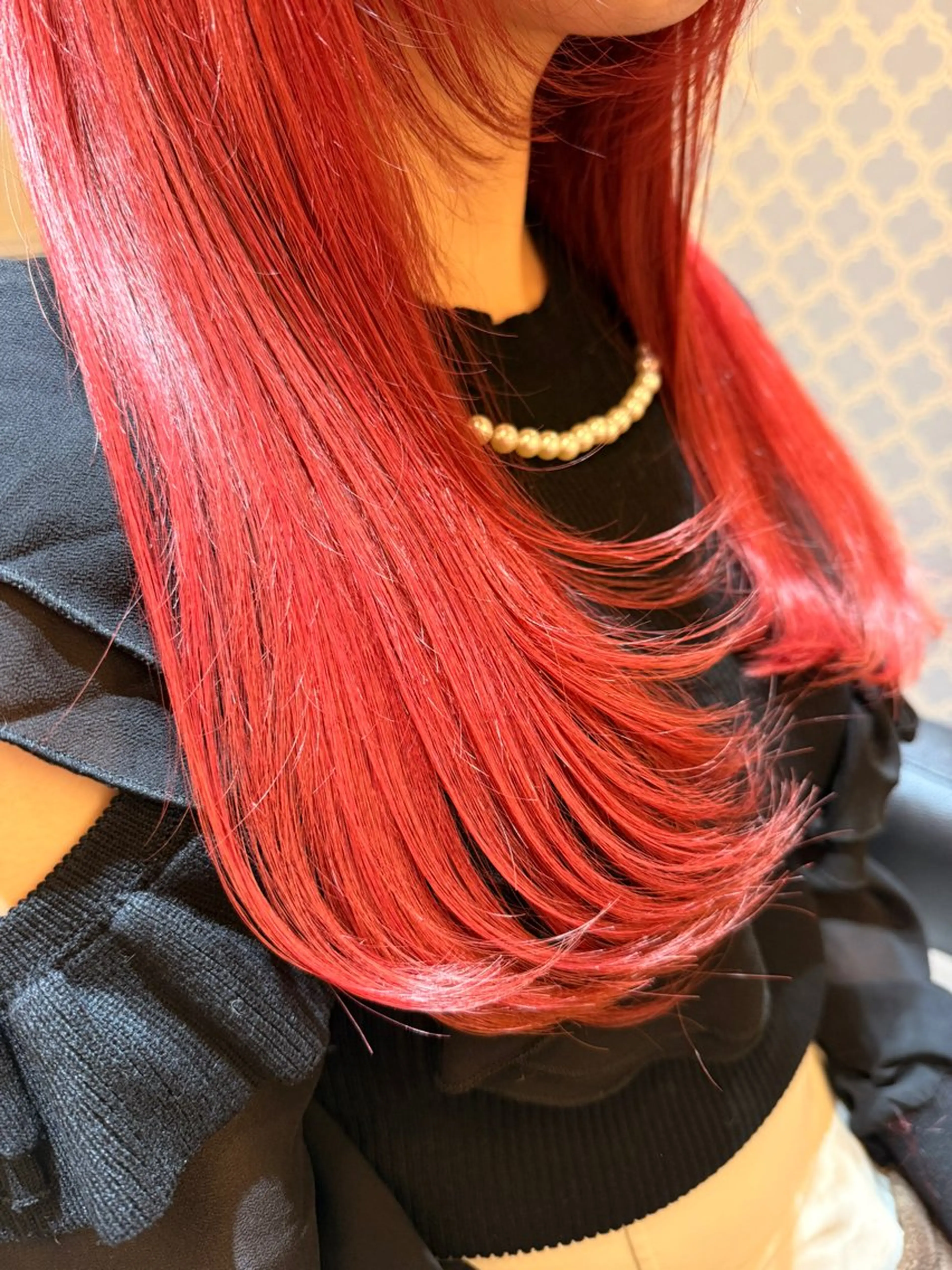 ロング レイヤーカット カット ヘアカラー RINA .のヘアスタイル