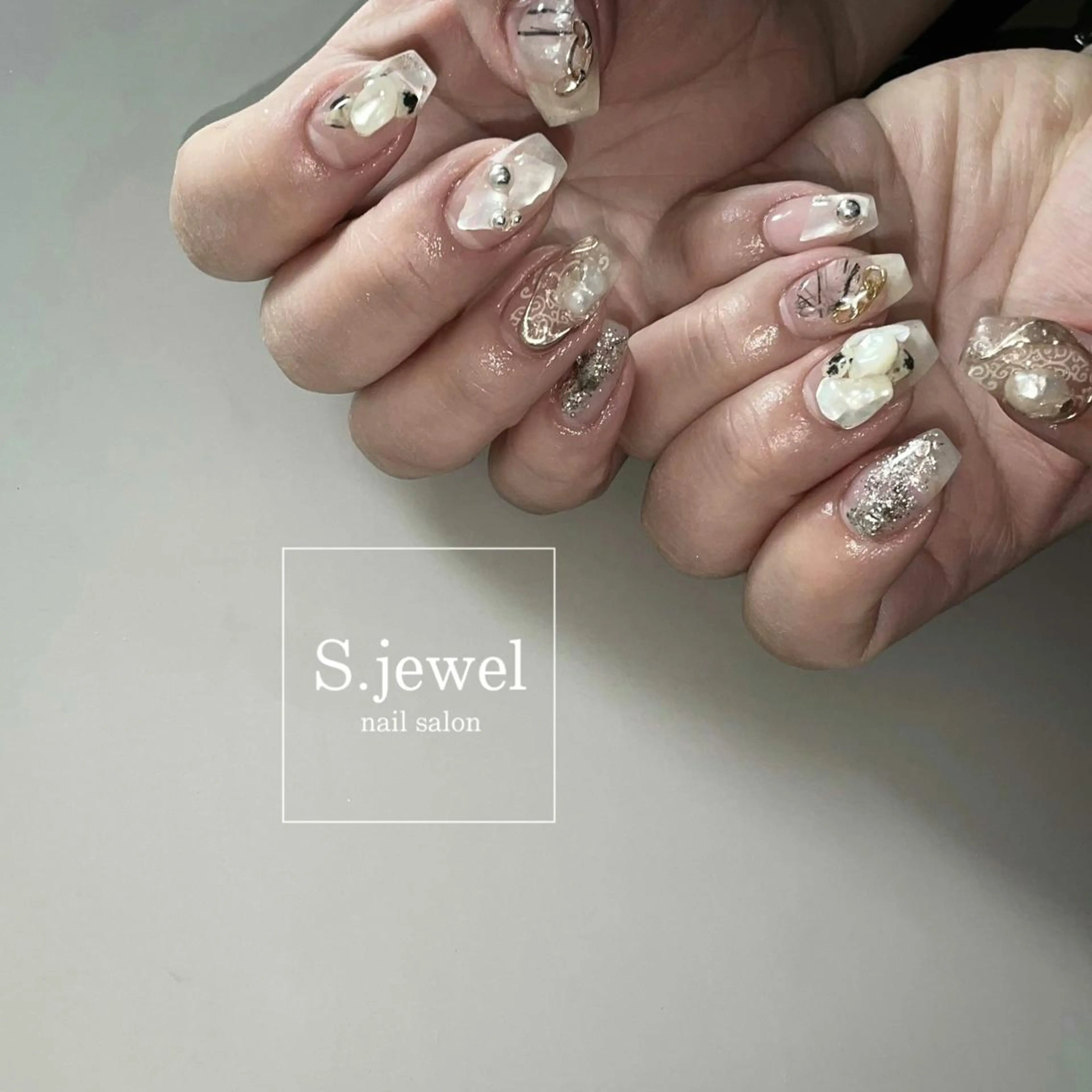 ネイル S. JEWELのネイルデザイン