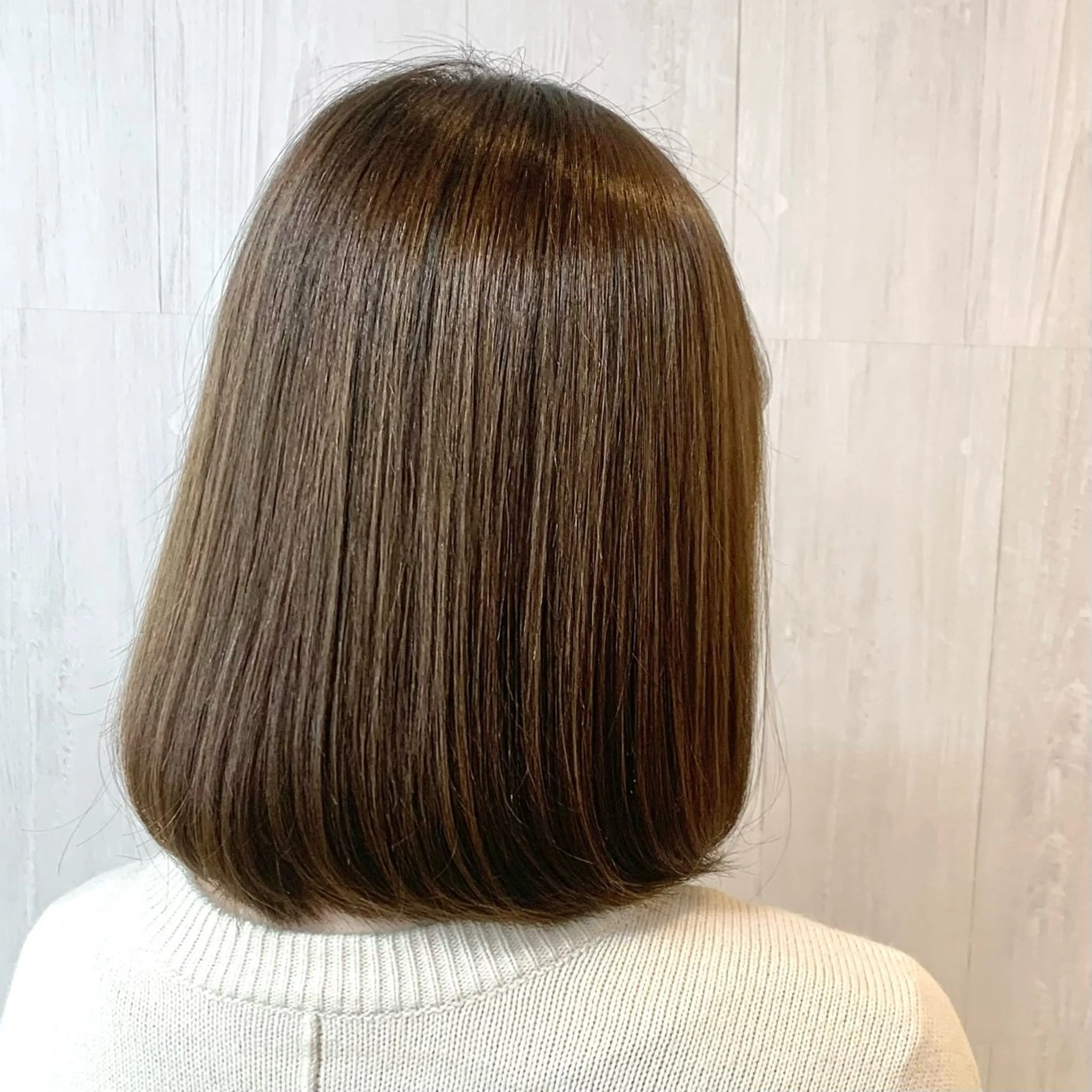 ミディアム カラー ボブ カット ヘアカラー トリートメント GLOSS♡ ヤマガミコウジのヘアスタイル