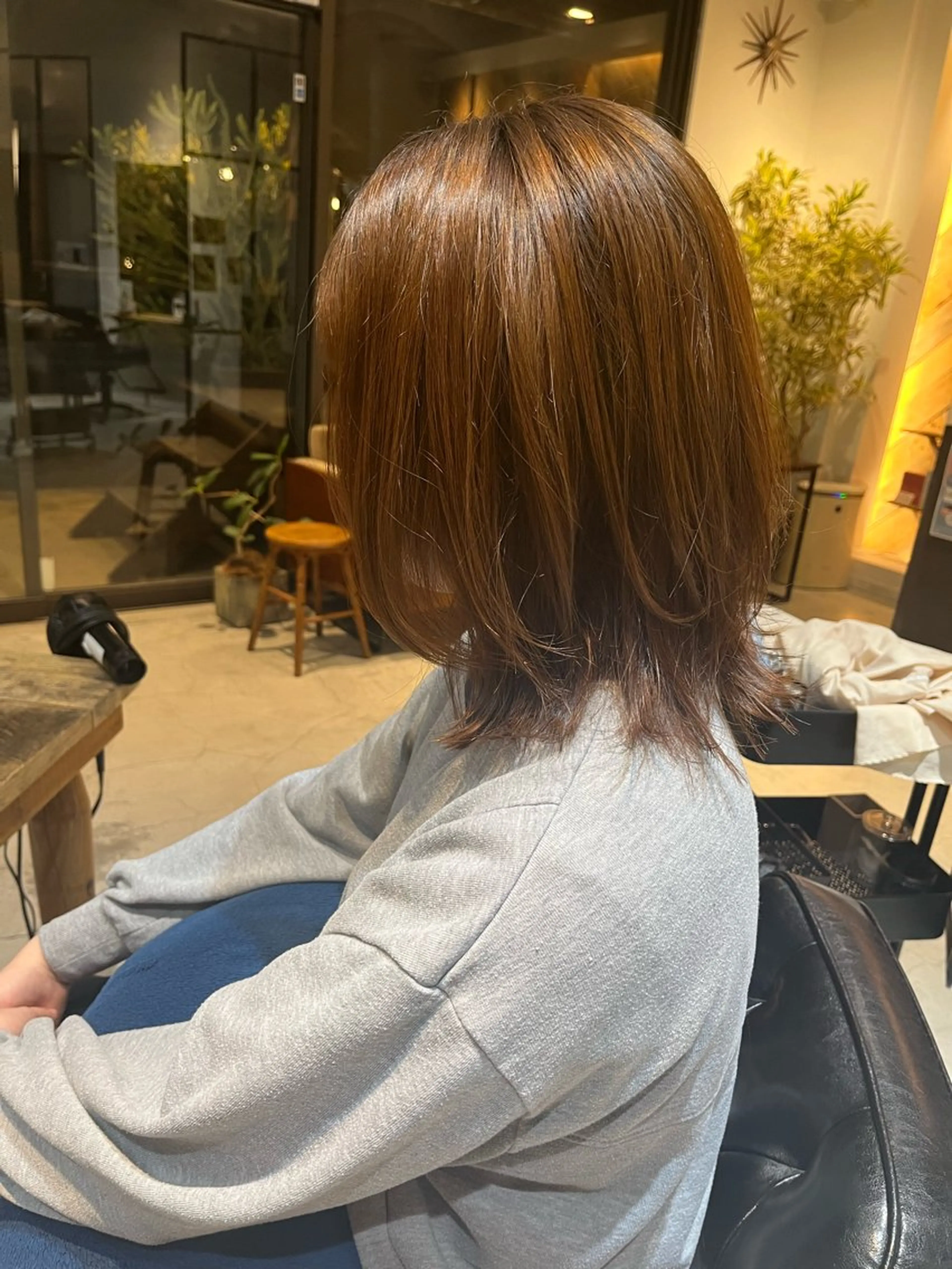 ミディアム 高橋 明由武のヘアスタイル