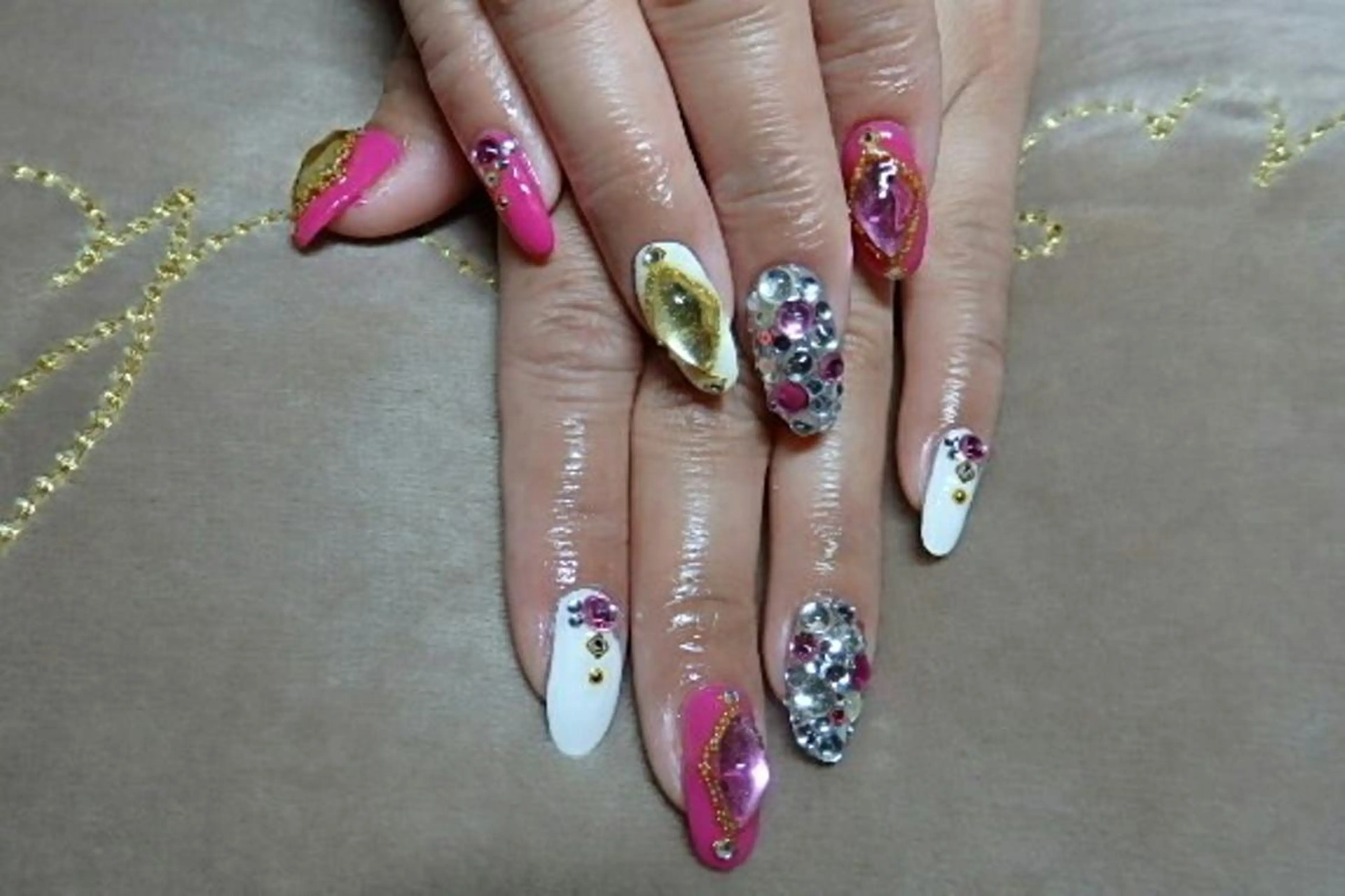 ネイル LAVISH nail salonのネイルデザイン