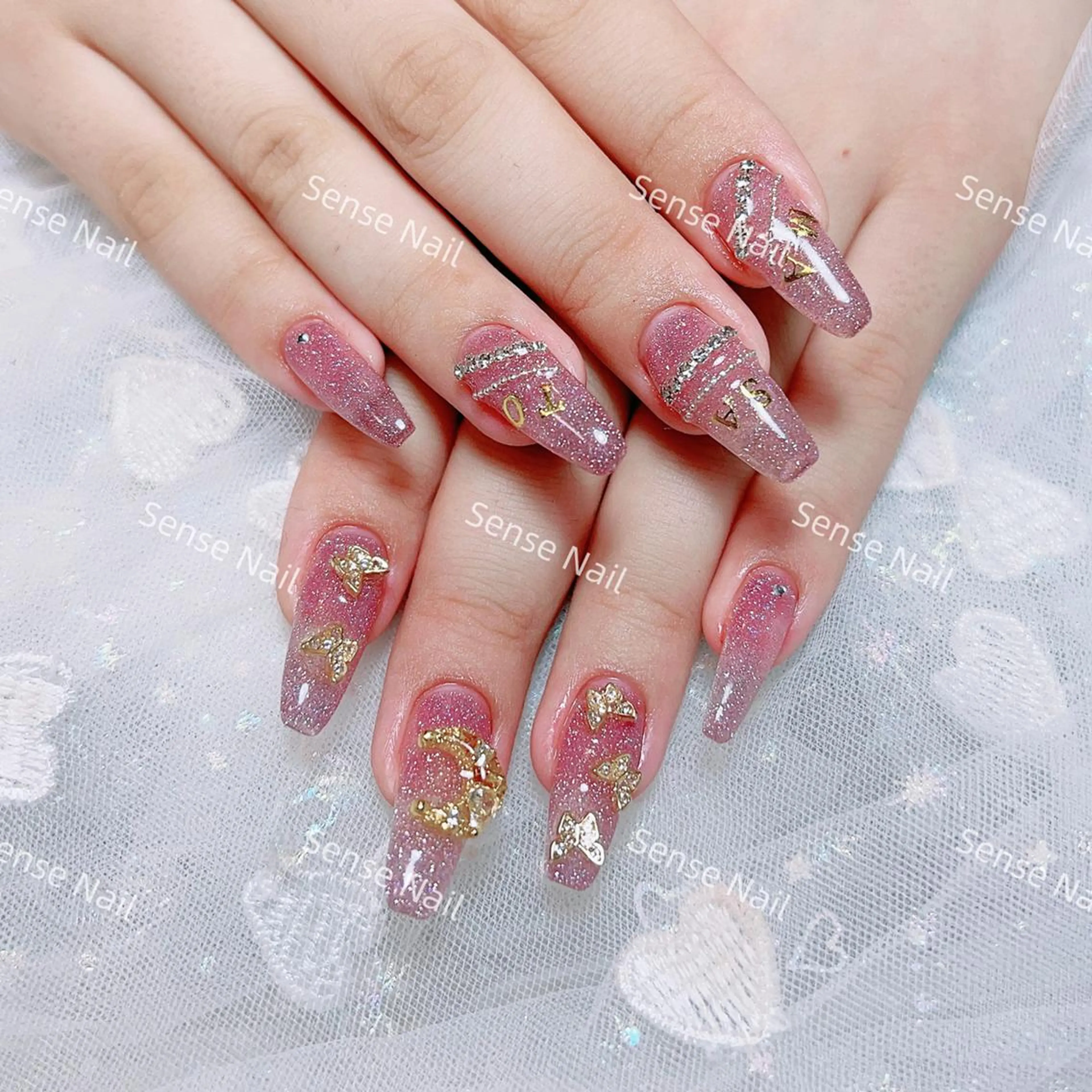 ネイル ハンドネイル Bunny 🐰のネイルデザイン