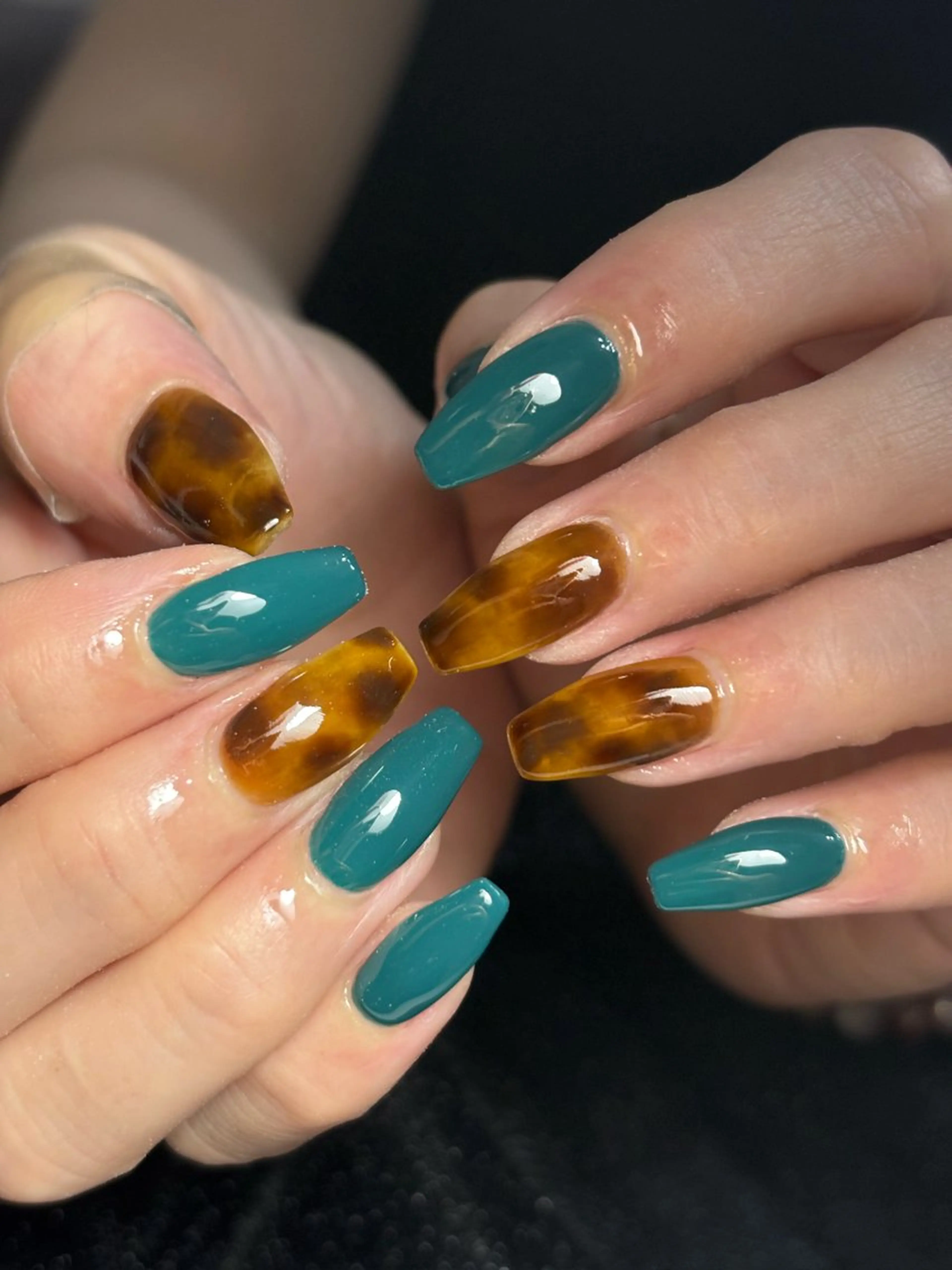 ネイル ハンドネイル フットネイル ✴︎ Delightのネイルデザイン